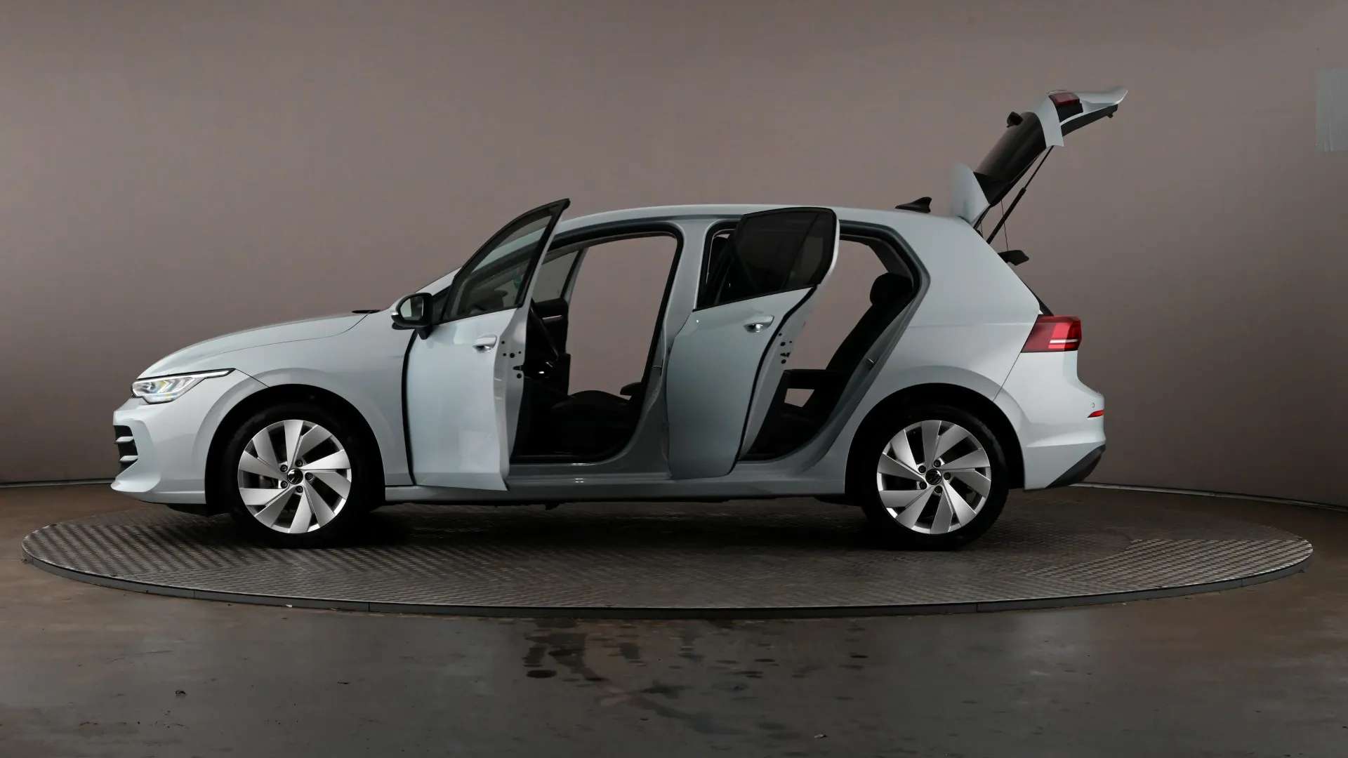 2024 VOLKSWAGEN GOLF 2024 VOLKSWAGEN GOLF