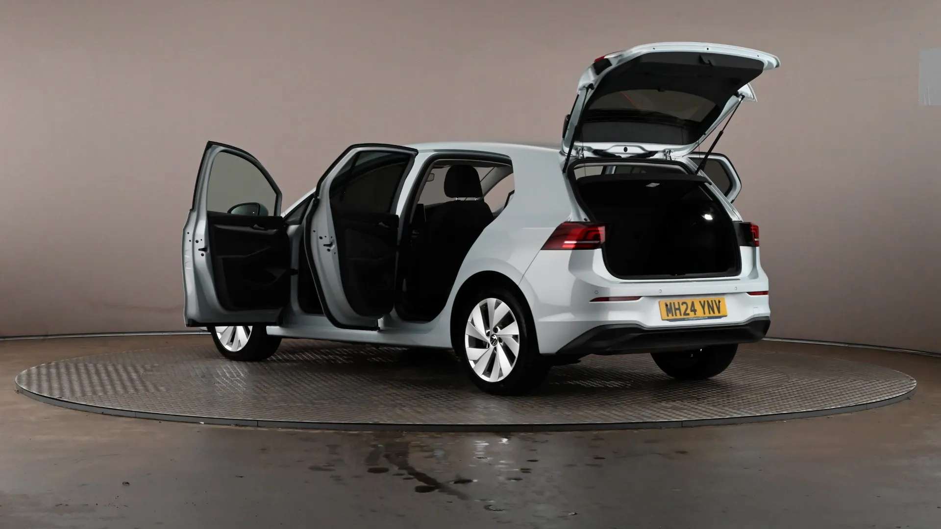 2024 VOLKSWAGEN GOLF 2024 VOLKSWAGEN GOLF