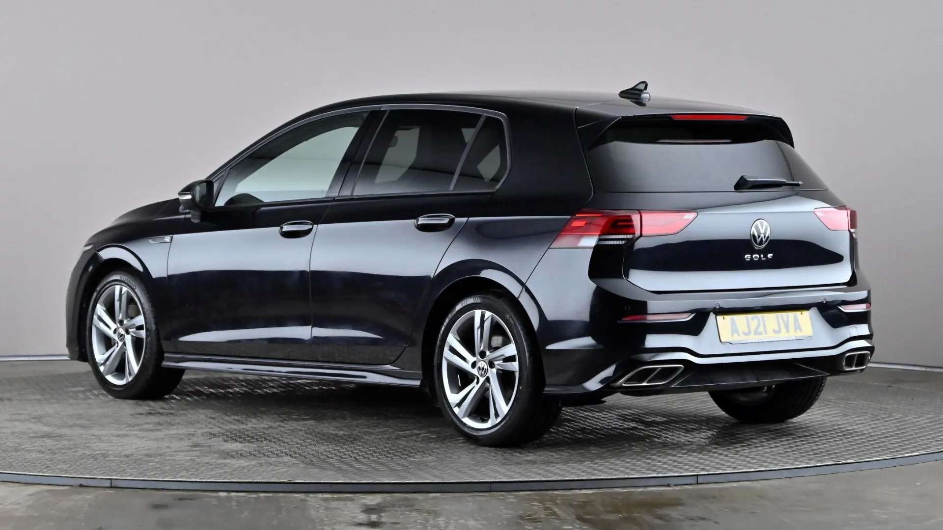 A 2021 VOLKSWAGEN GOLF 1.5 TSI 150 R-Line A 2021 VOLKSWAGEN GOLF 1.5 TSI 150 R-Line