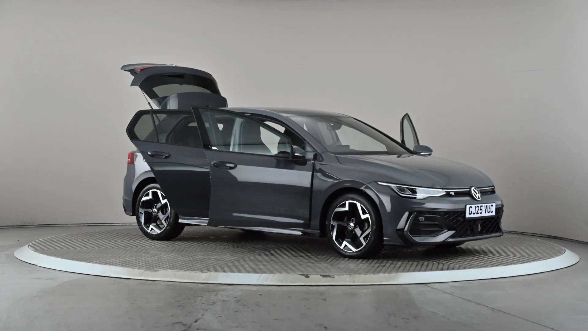 2025 VOLKSWAGEN GOLF 2025 VOLKSWAGEN GOLF