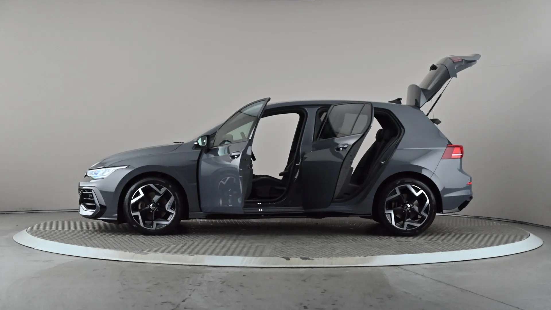 2025 VOLKSWAGEN GOLF 2025 VOLKSWAGEN GOLF