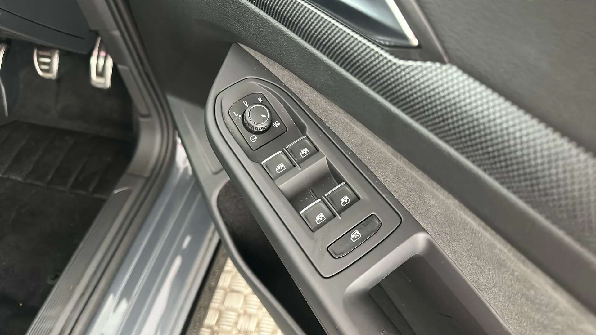2025 VOLKSWAGEN GOLF 2025 VOLKSWAGEN GOLF