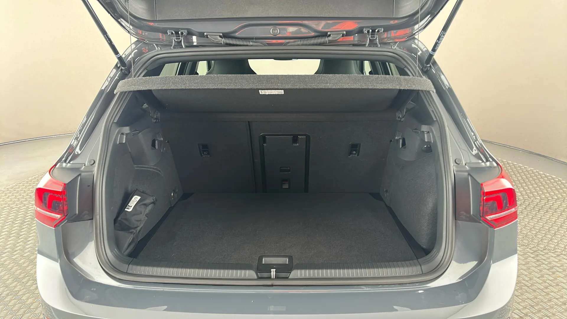 2025 VOLKSWAGEN GOLF 2025 VOLKSWAGEN GOLF