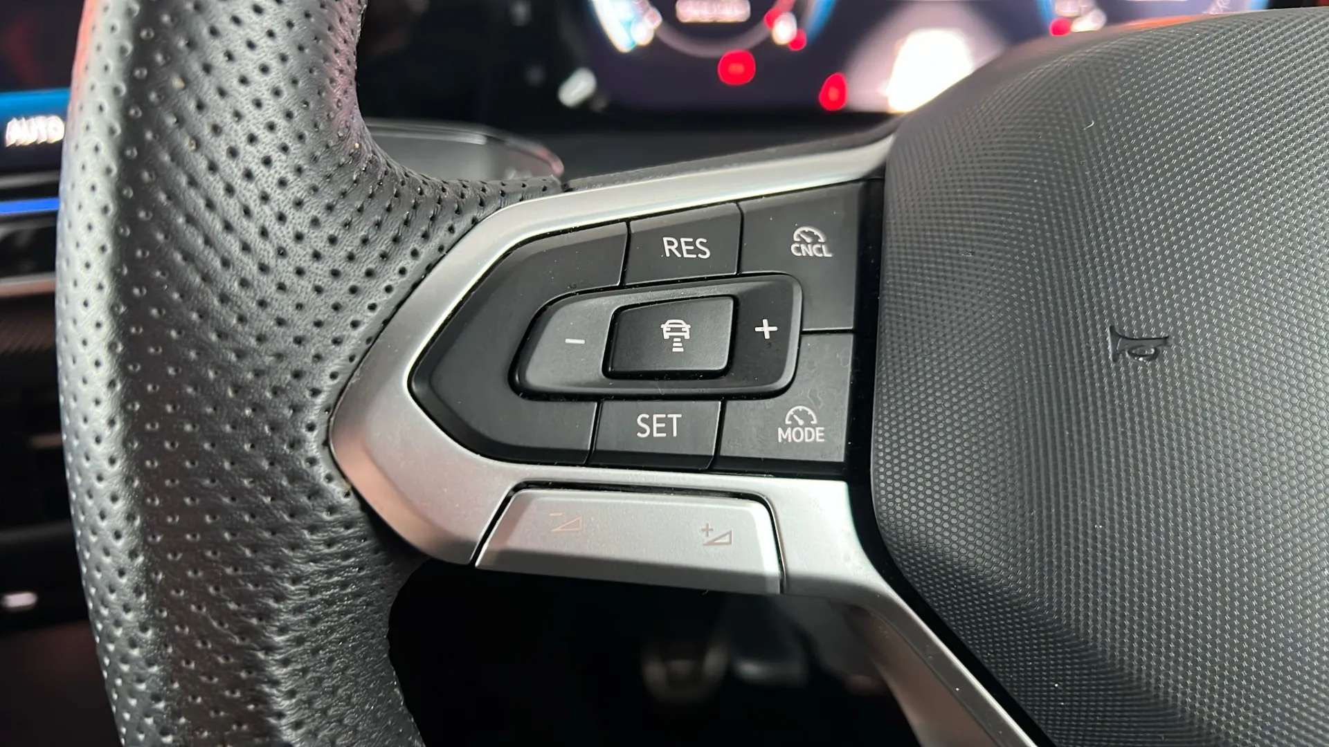 2025 VOLKSWAGEN GOLF 2025 VOLKSWAGEN GOLF