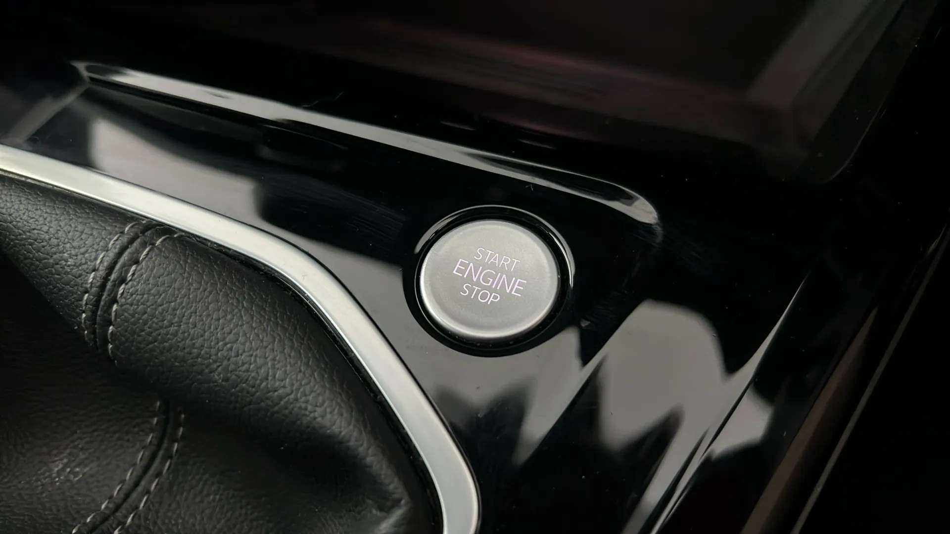 2025 VOLKSWAGEN GOLF 2025 VOLKSWAGEN GOLF
