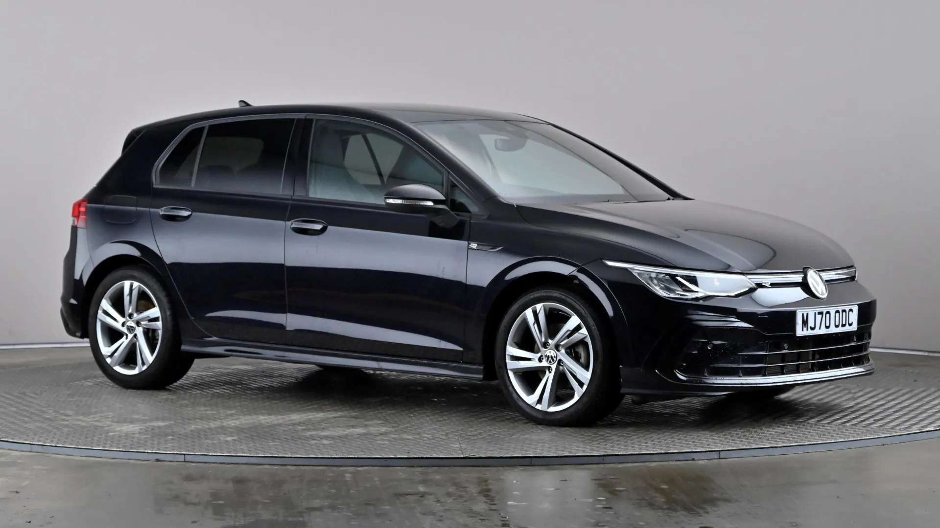 A 2020 VOLKSWAGEN GOLF 1.5 TSI 150 R-Line A 2020 VOLKSWAGEN GOLF 1.5 TSI 150 R-Line