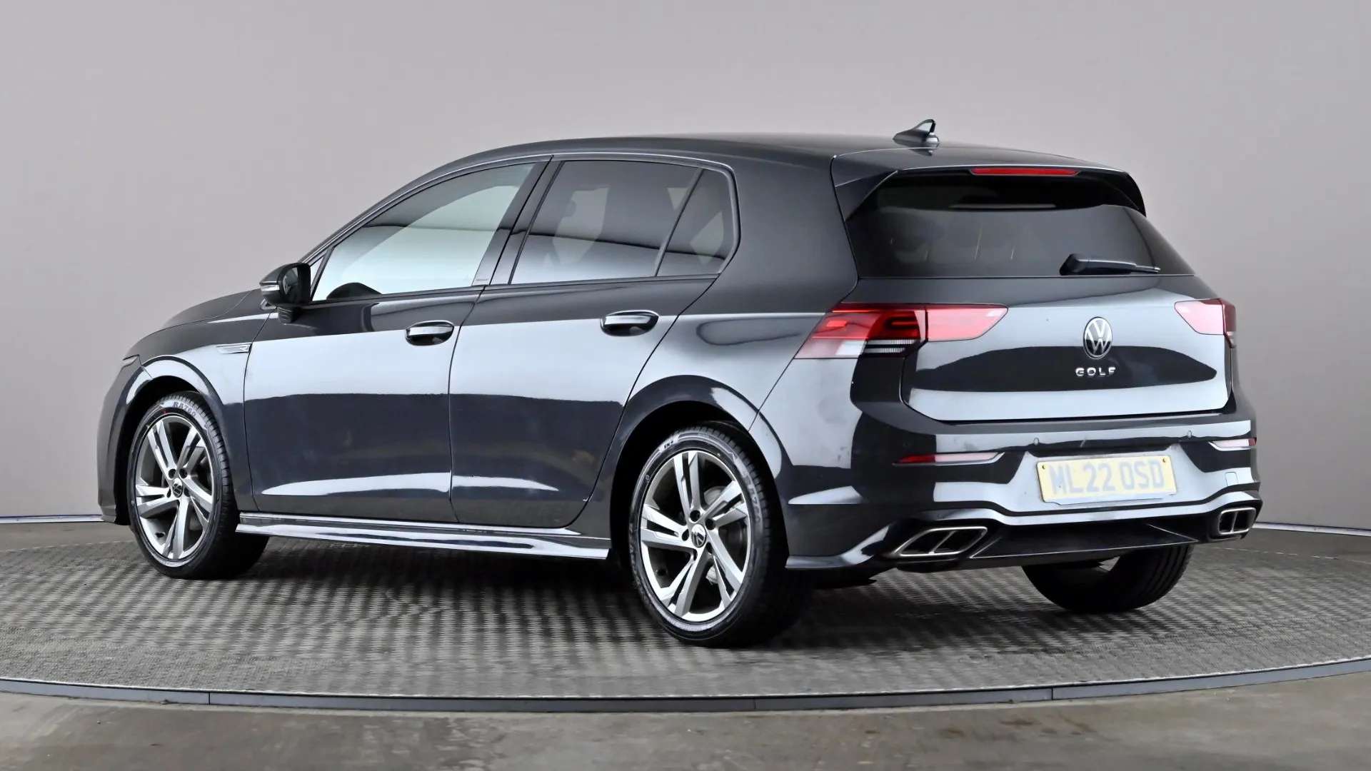 A 2022 VOLKSWAGEN GOLF 1.5 TSI 150 R-Line A 2022 VOLKSWAGEN GOLF 1.5 TSI 150 R-Line