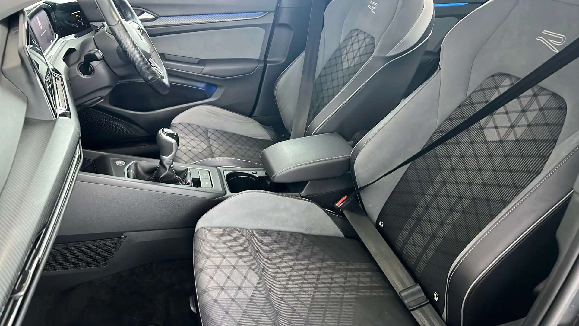 2022 VOLKSWAGEN GOLF 2022 VOLKSWAGEN GOLF