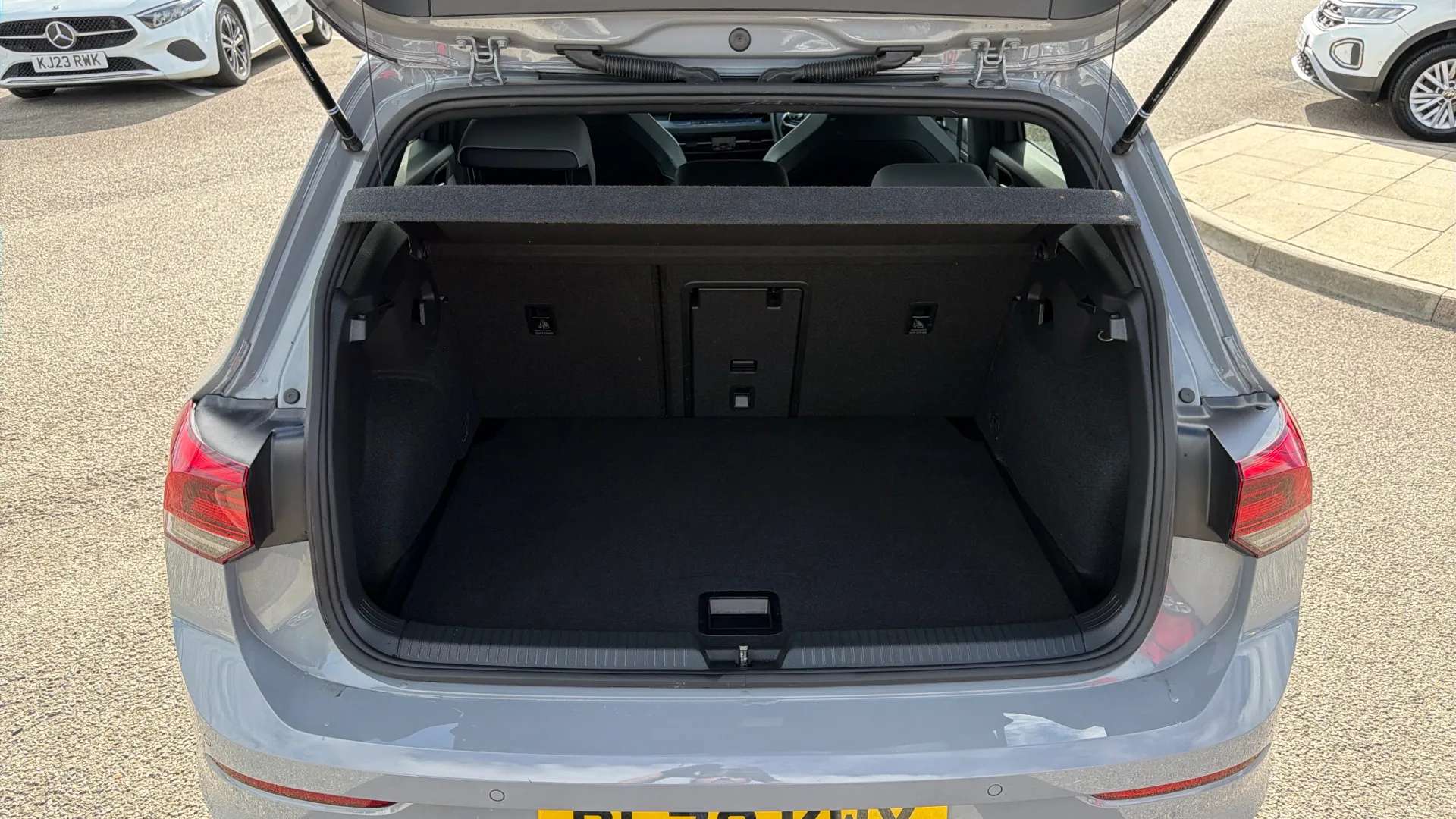 2024 VOLKSWAGEN GOLF 2024 VOLKSWAGEN GOLF