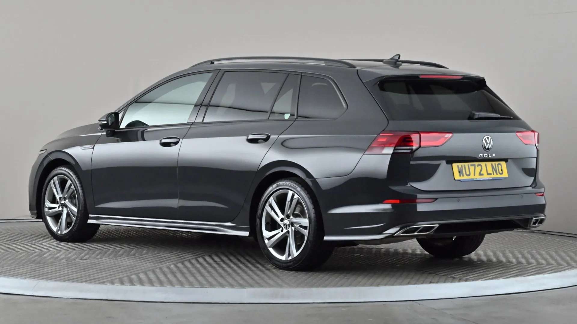 A 2022 VOLKSWAGEN GOLF 1.5 TSI 150 R-Line A 2022 VOLKSWAGEN GOLF 1.5 TSI 150 R-Line