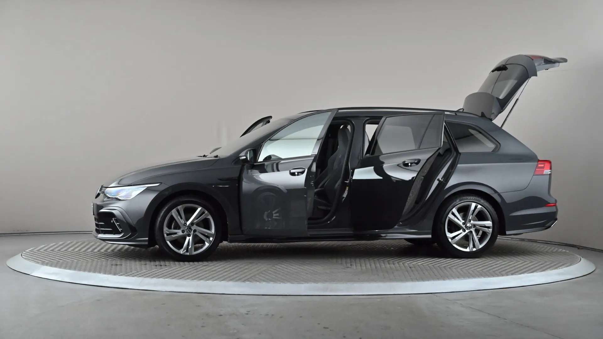 2022 VOLKSWAGEN GOLF 2022 VOLKSWAGEN GOLF