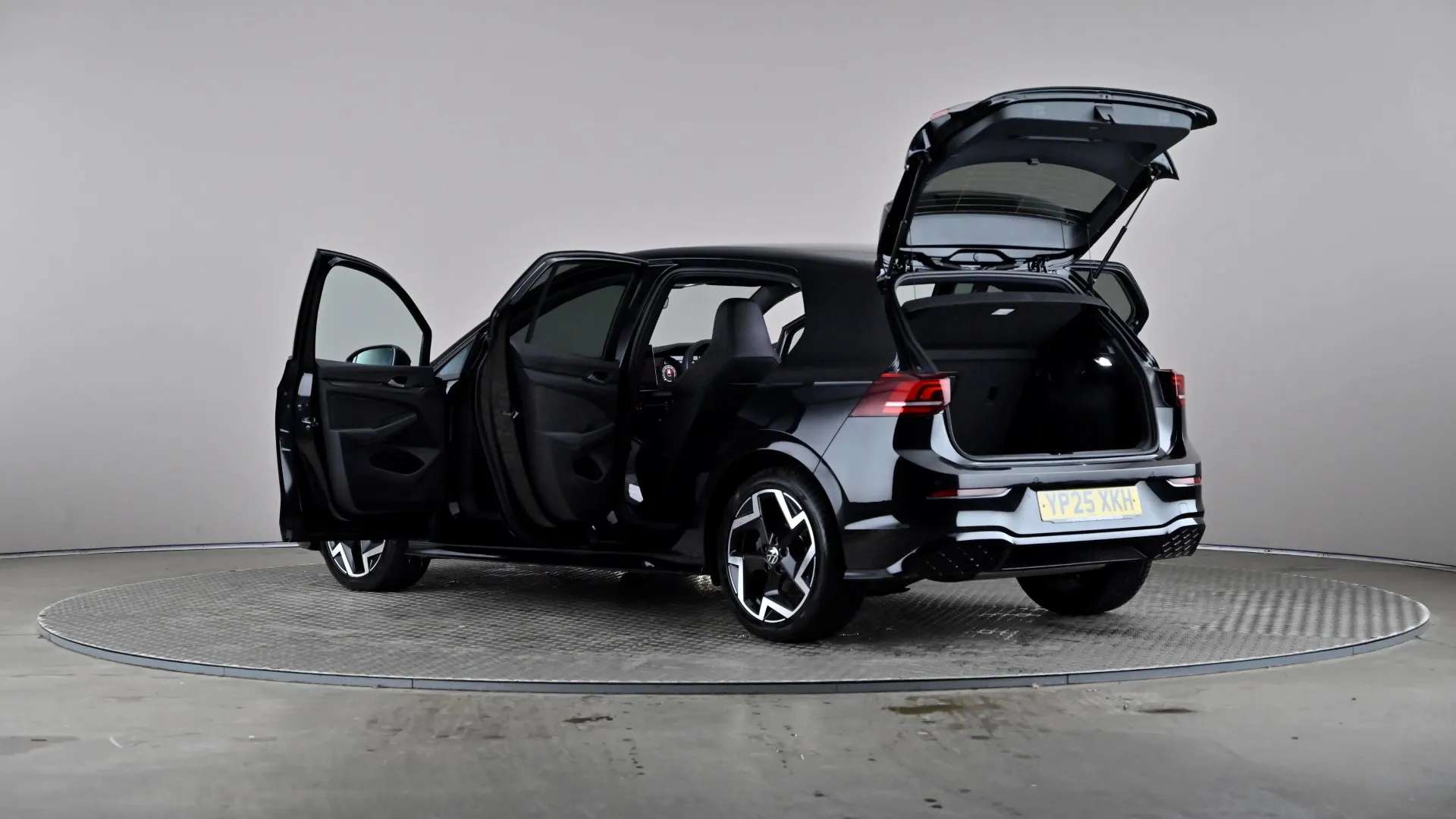 2025 VOLKSWAGEN GOLF 2025 VOLKSWAGEN GOLF