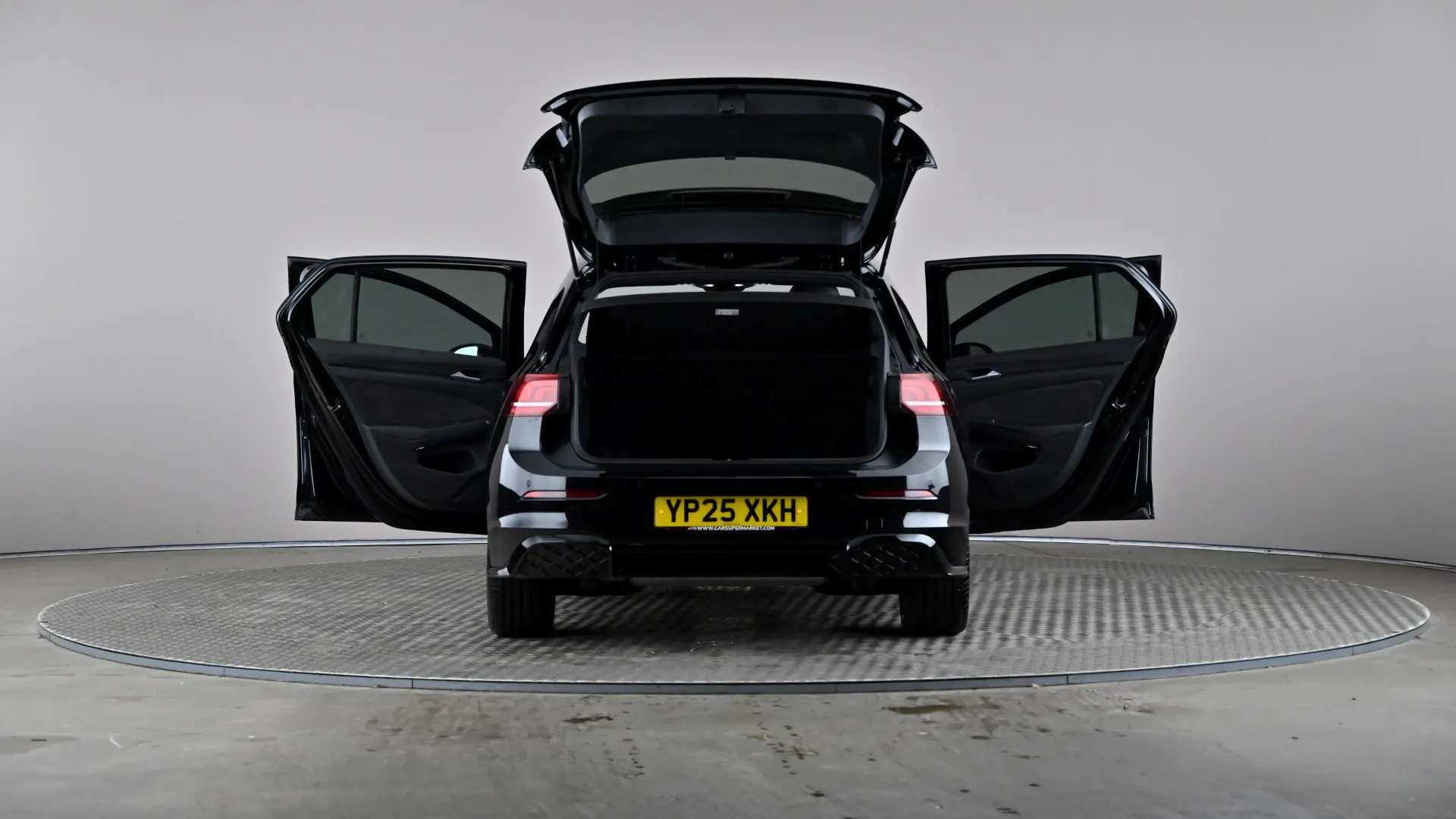 2025 VOLKSWAGEN GOLF 2025 VOLKSWAGEN GOLF