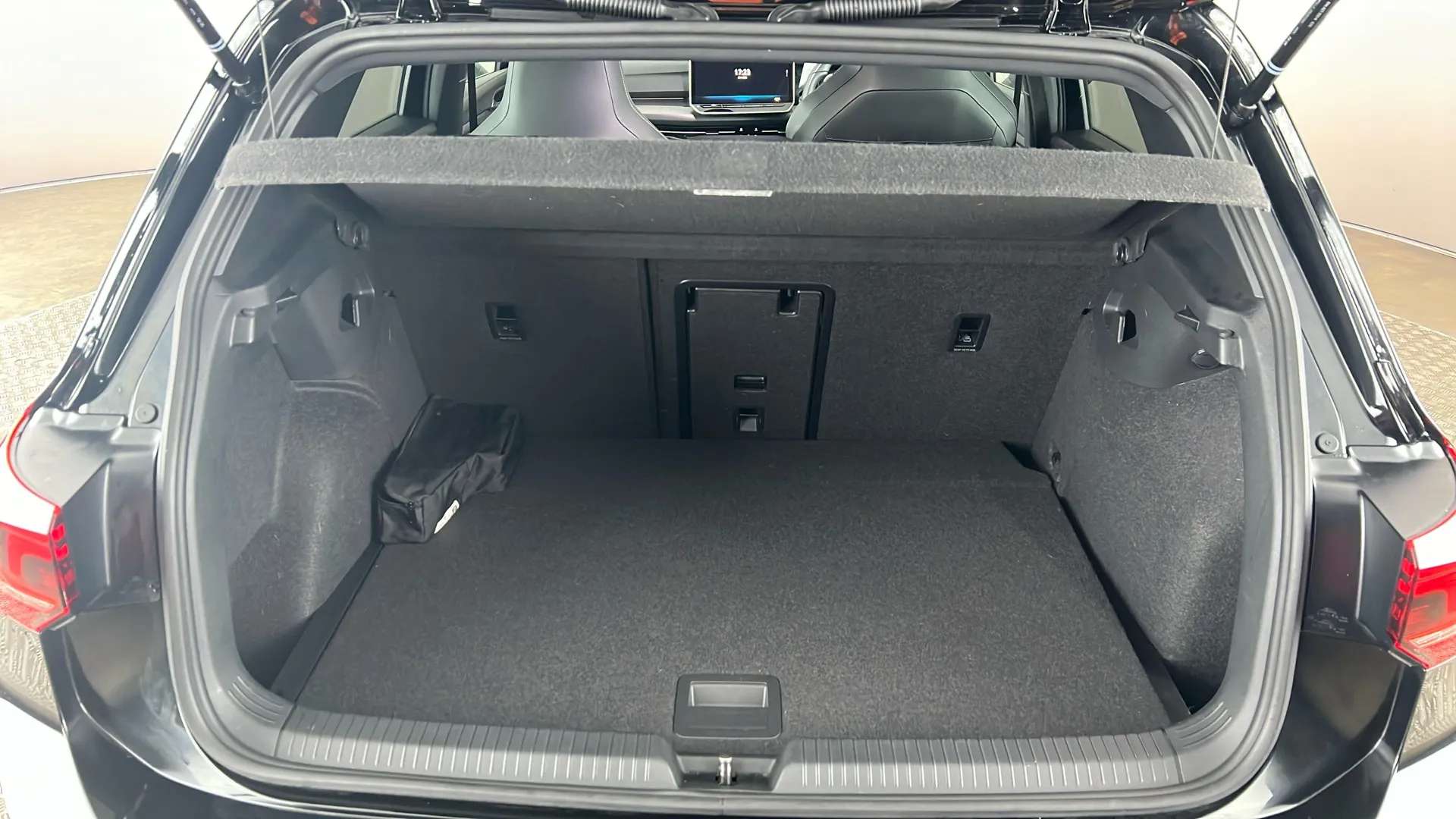 2025 VOLKSWAGEN GOLF 2025 VOLKSWAGEN GOLF