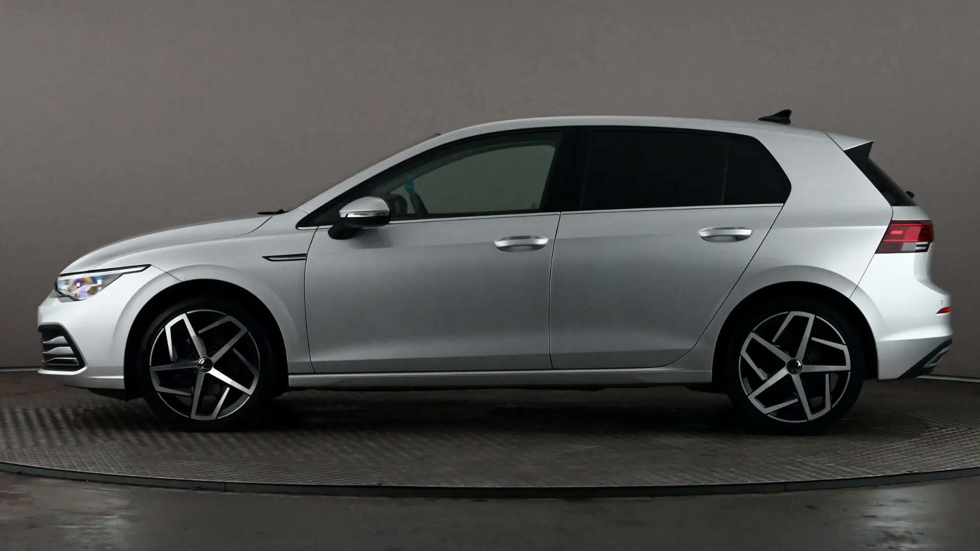 A 2021 VOLKSWAGEN GOLF 1.5 TSI 150 Style A 2021 VOLKSWAGEN GOLF 1.5 TSI 150 Style