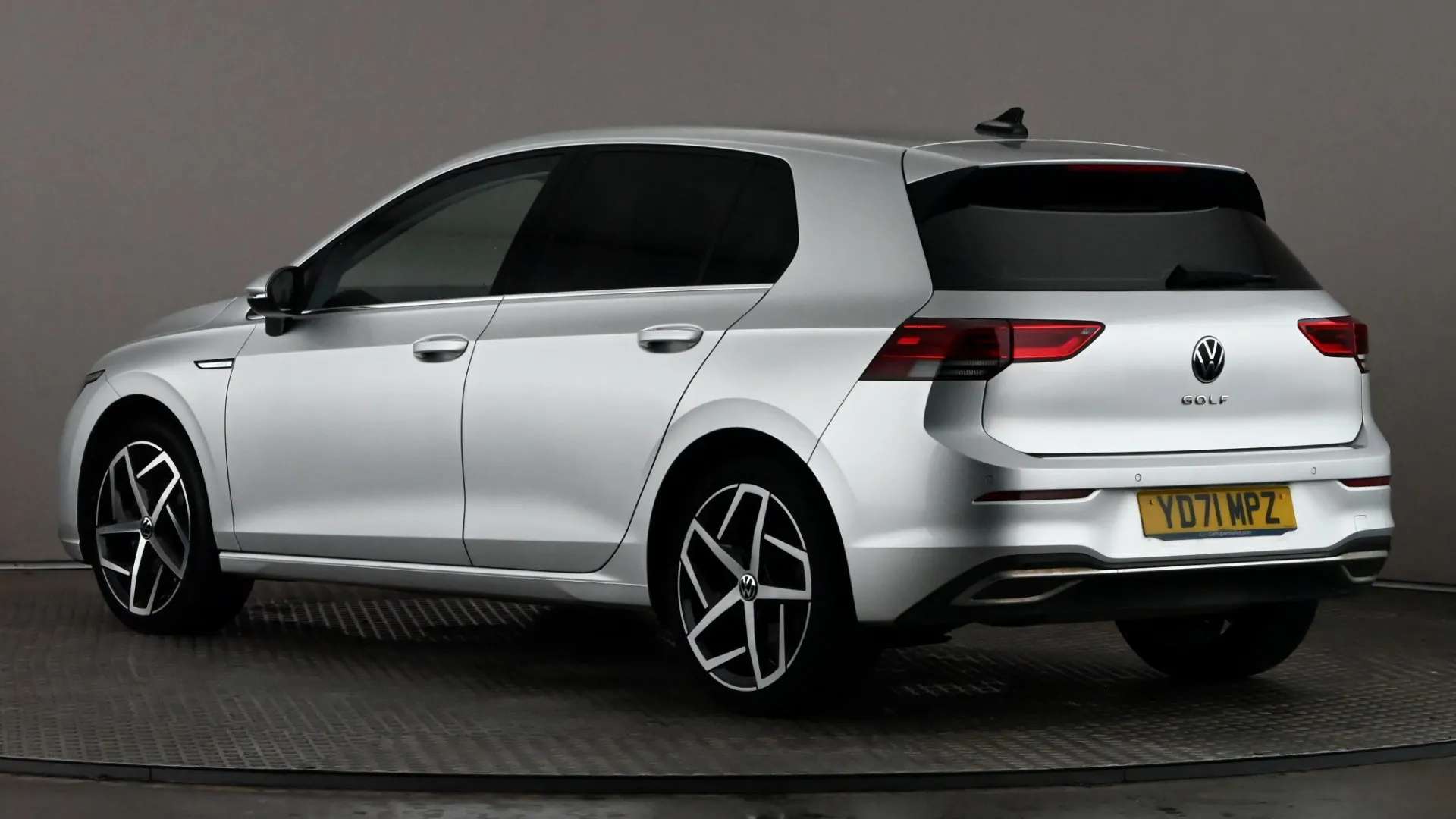 A 2021 VOLKSWAGEN GOLF 1.5 TSI 150 Style A 2021 VOLKSWAGEN GOLF 1.5 TSI 150 Style