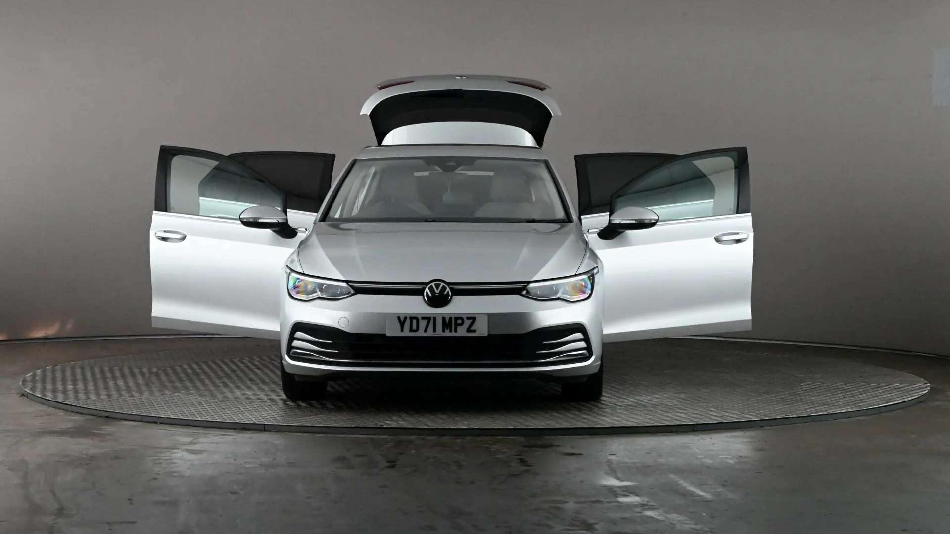 2021 VOLKSWAGEN GOLF 2021 VOLKSWAGEN GOLF