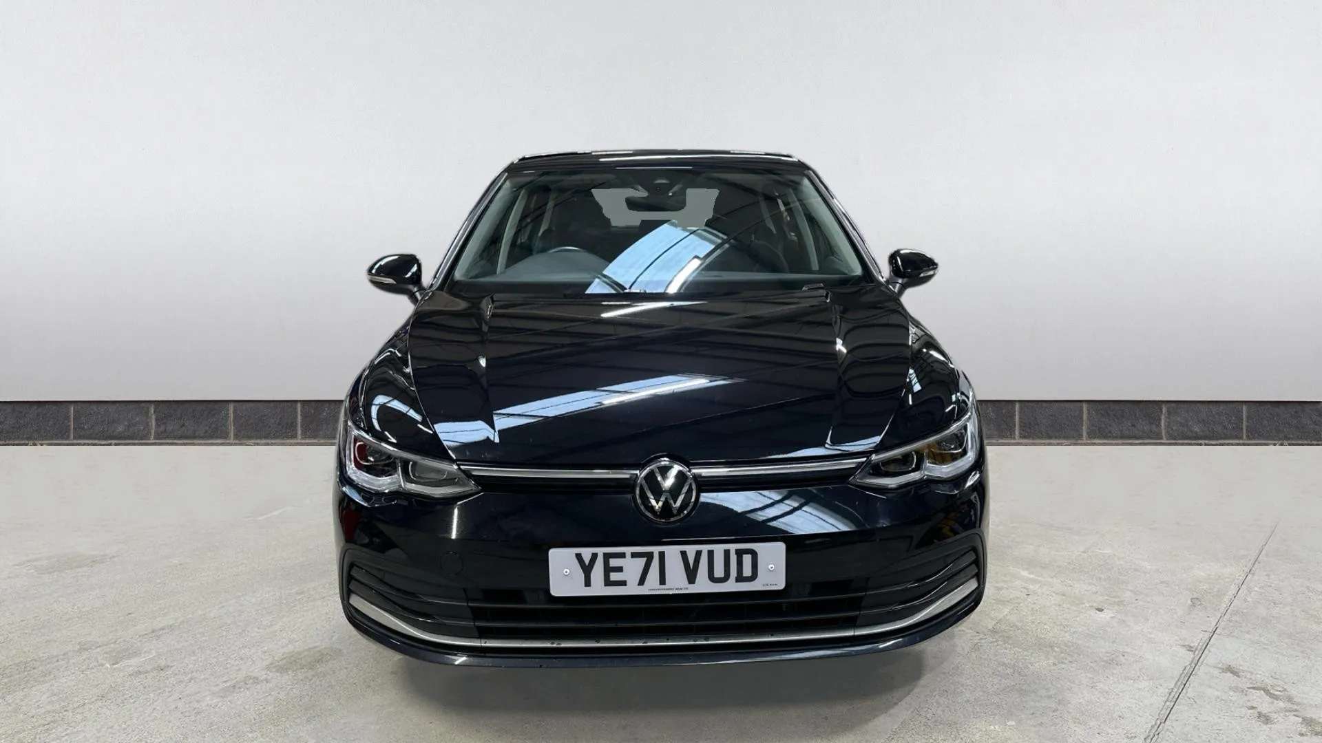 A 2021 VOLKSWAGEN GOLF 1.5 TSI 150 Style A 2021 VOLKSWAGEN GOLF 1.5 TSI 150 Style