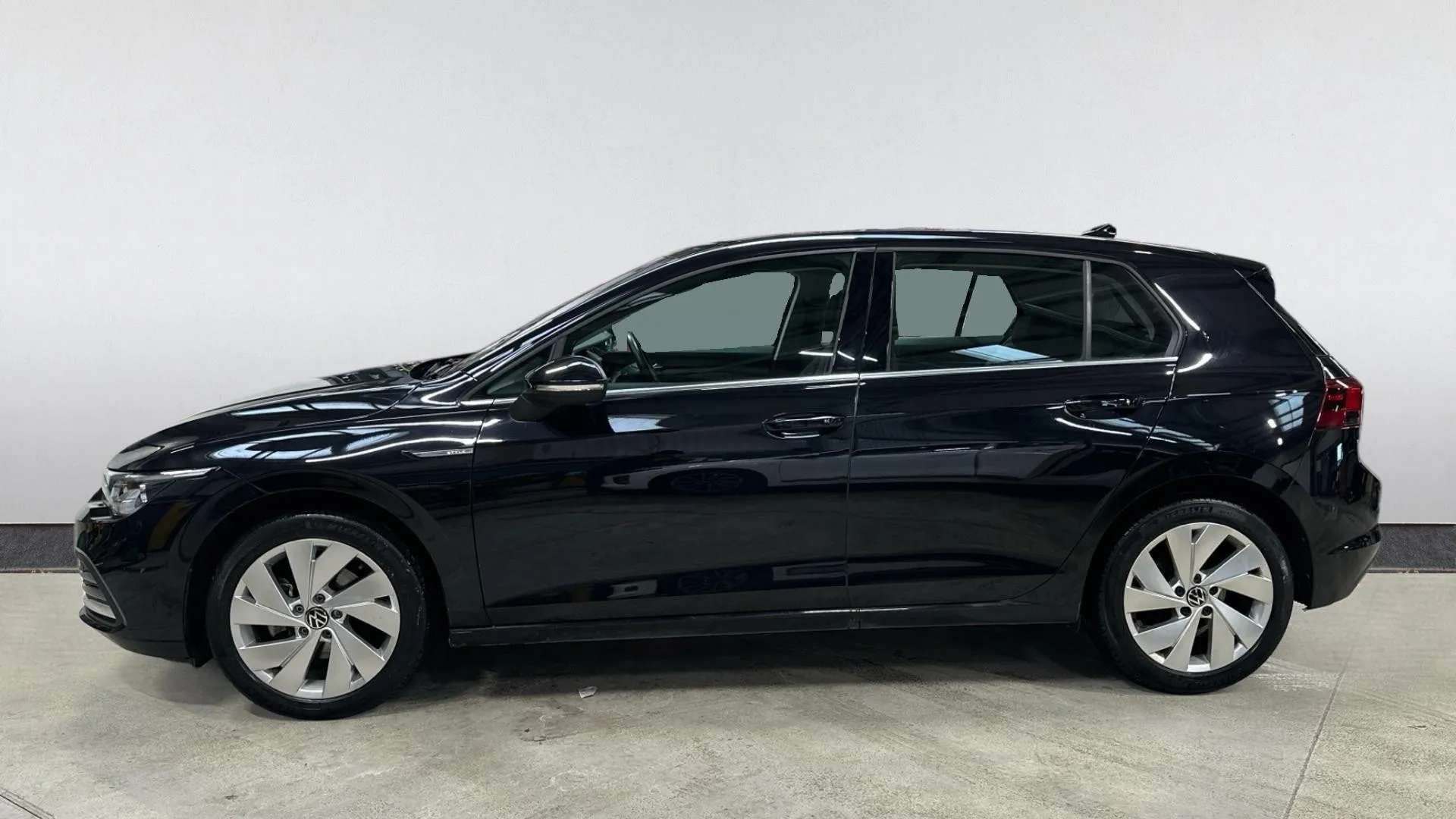 A 2021 VOLKSWAGEN GOLF 1.5 TSI 150 Style A 2021 VOLKSWAGEN GOLF 1.5 TSI 150 Style