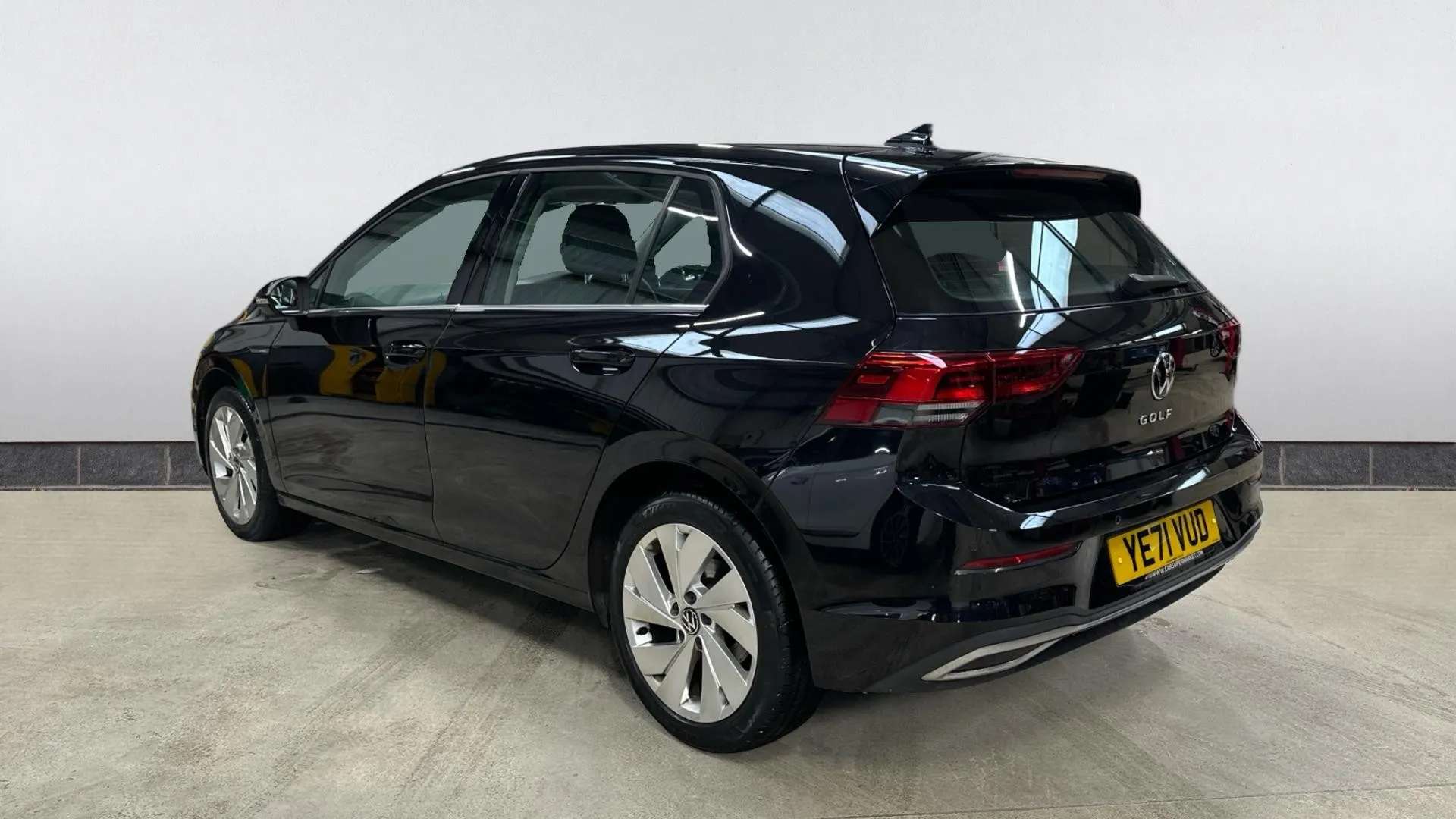 A 2021 VOLKSWAGEN GOLF 1.5 TSI 150 Style A 2021 VOLKSWAGEN GOLF 1.5 TSI 150 Style