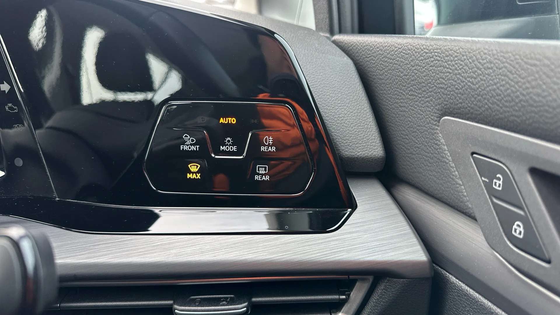 2021 VOLKSWAGEN GOLF 2021 VOLKSWAGEN GOLF