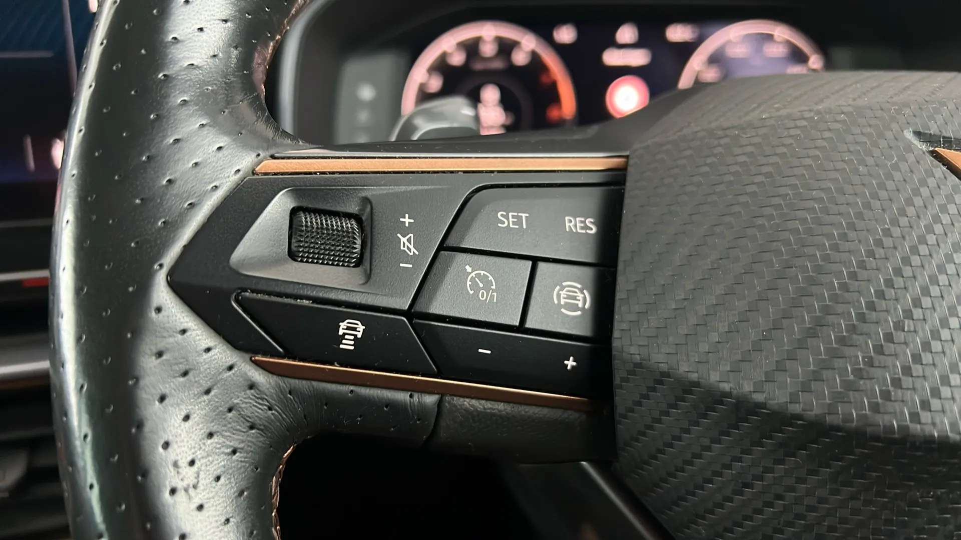 2023 CUPRA FORMENTOR 2023 CUPRA FORMENTOR
