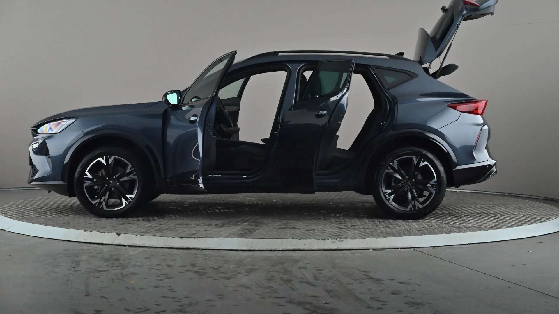 2025 CUPRA FORMENTOR 2025 CUPRA FORMENTOR