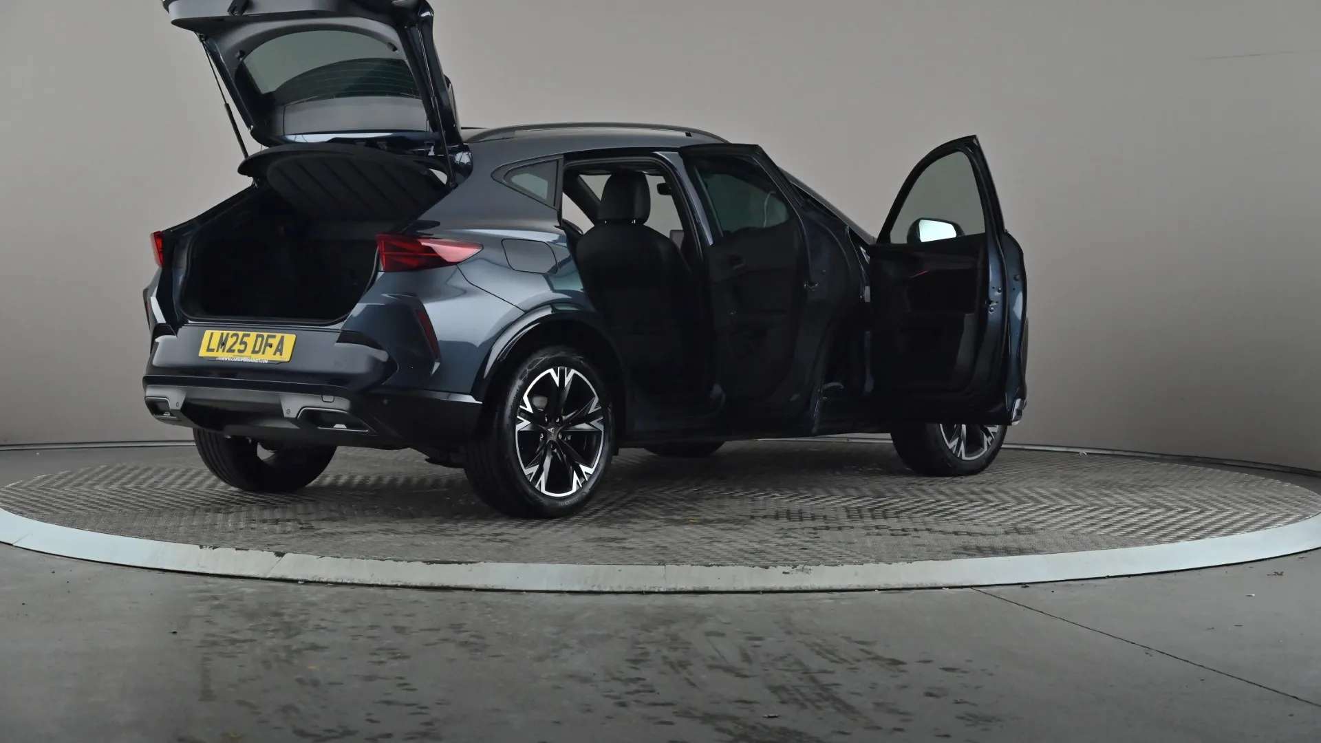 2025 CUPRA FORMENTOR 2025 CUPRA FORMENTOR