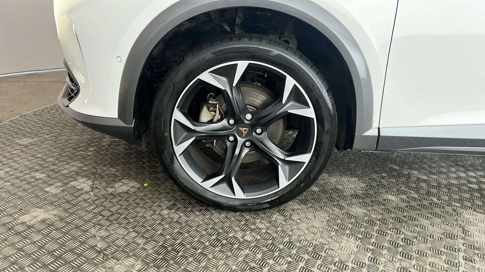 2023 CUPRA FORMENTOR 2023 CUPRA FORMENTOR