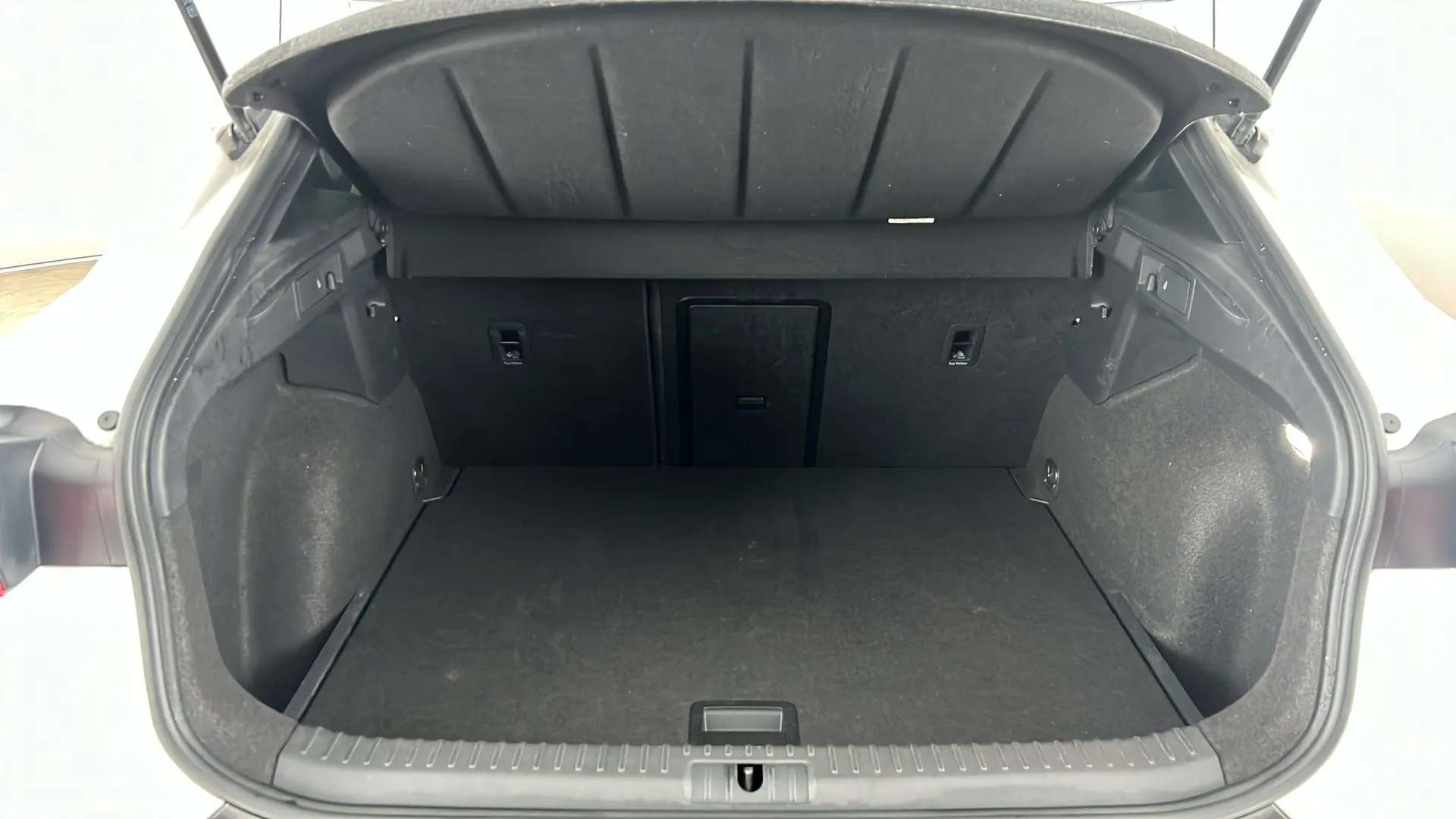 2023 CUPRA FORMENTOR 2023 CUPRA FORMENTOR