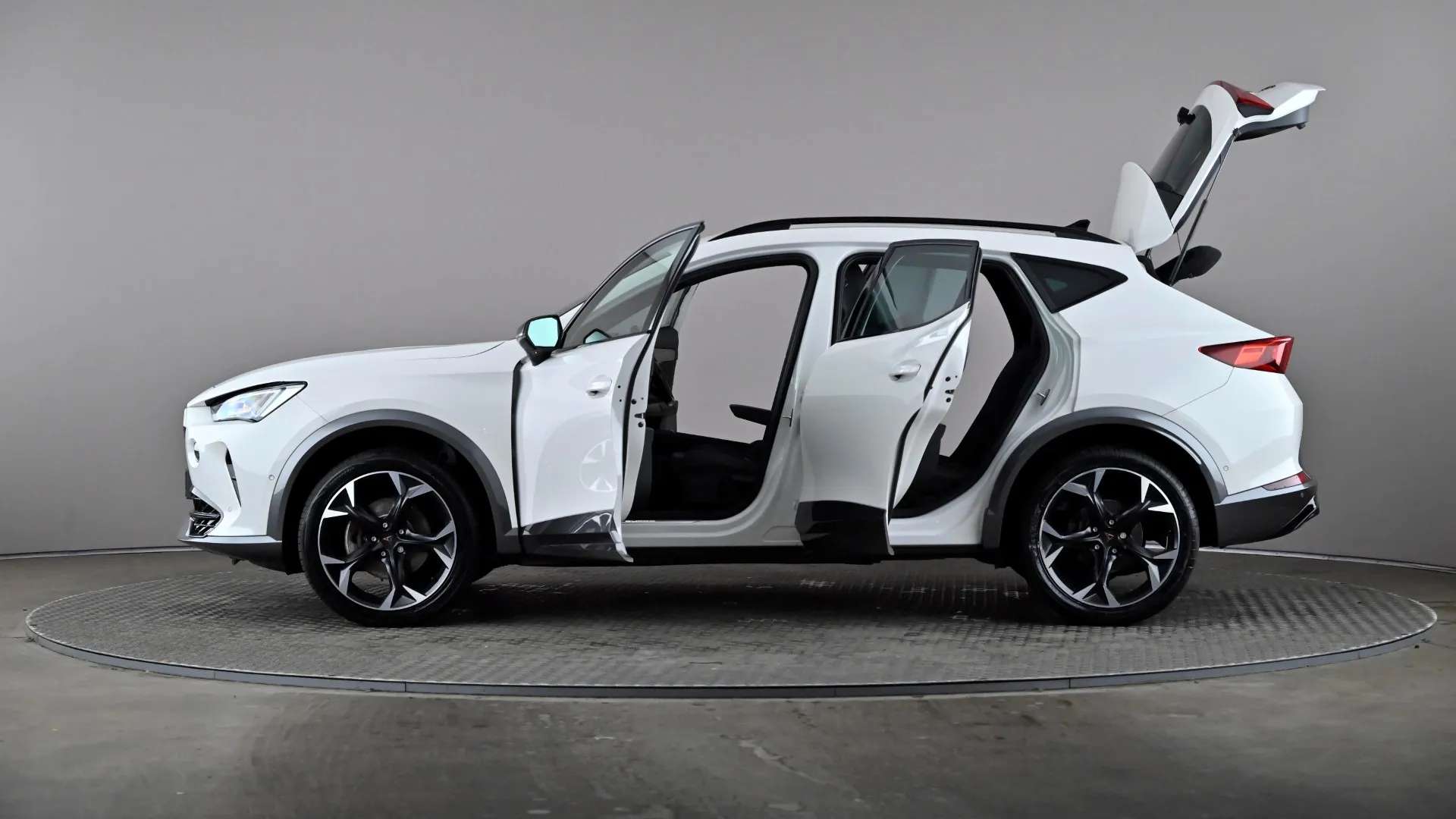 2024 CUPRA FORMENTOR 2024 CUPRA FORMENTOR