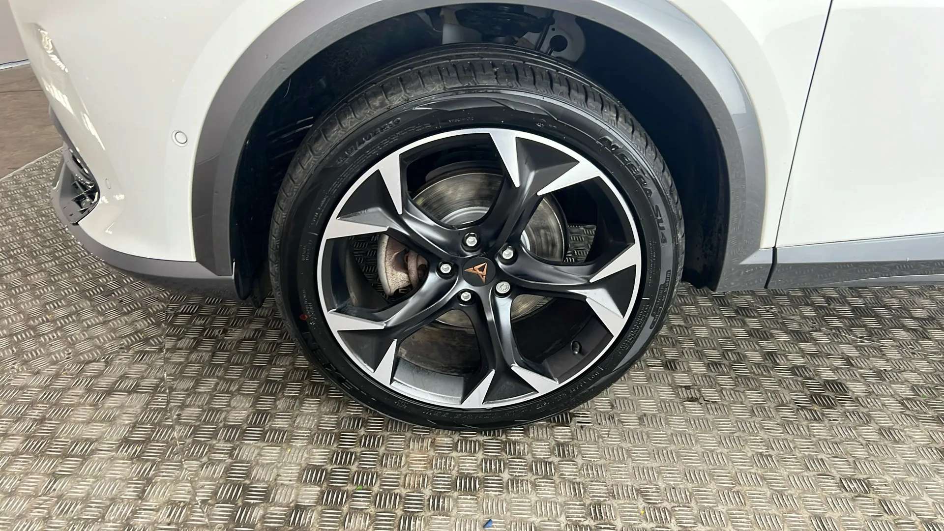 2024 CUPRA FORMENTOR 2024 CUPRA FORMENTOR