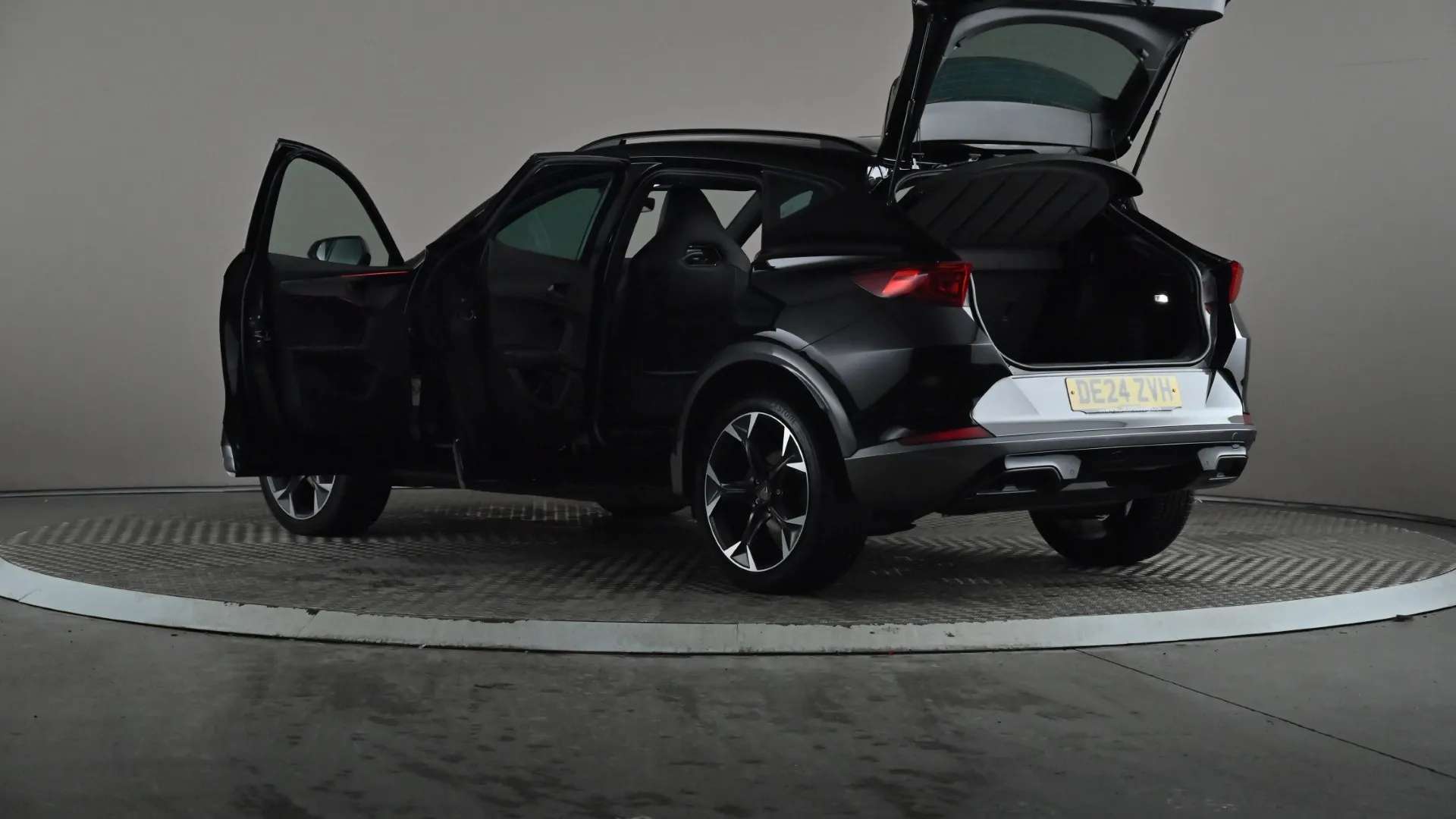 2024 CUPRA FORMENTOR 2024 CUPRA FORMENTOR