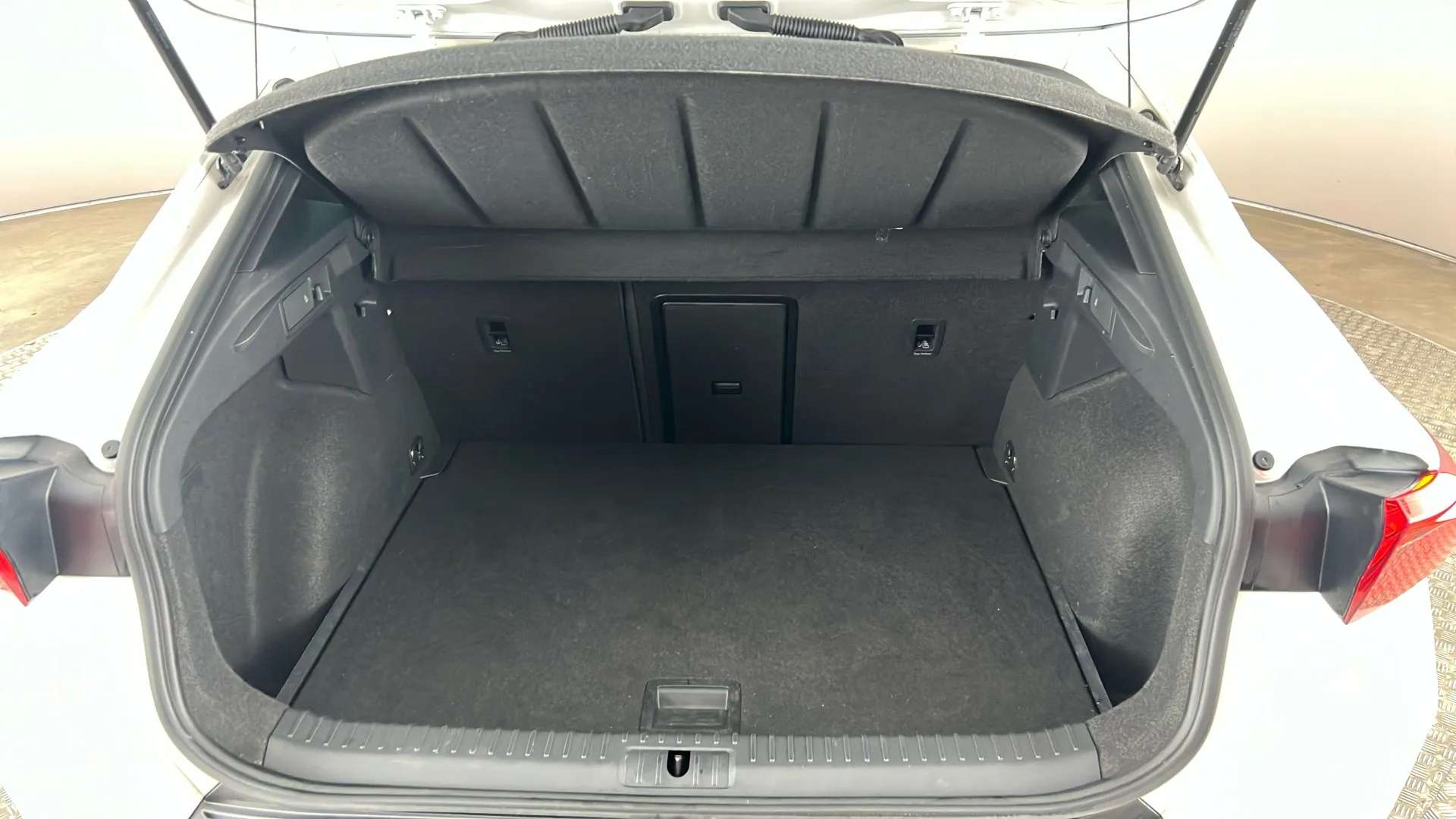 2023 CUPRA FORMENTOR 2023 CUPRA FORMENTOR