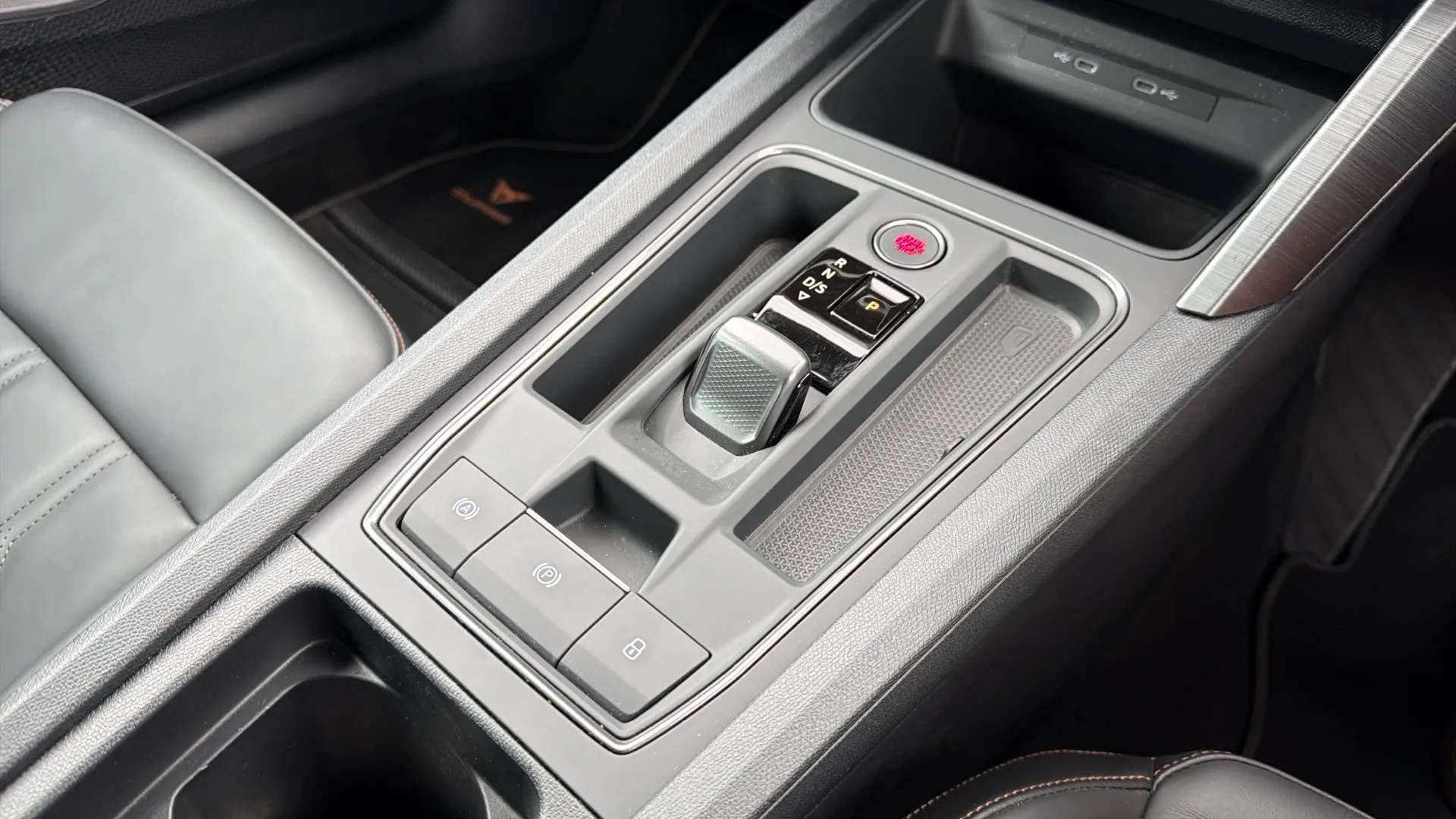 2024 CUPRA FORMENTOR 2024 CUPRA FORMENTOR