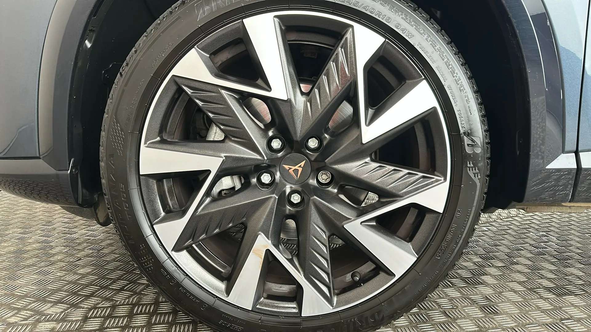 2025 CUPRA FORMENTOR 2025 CUPRA FORMENTOR