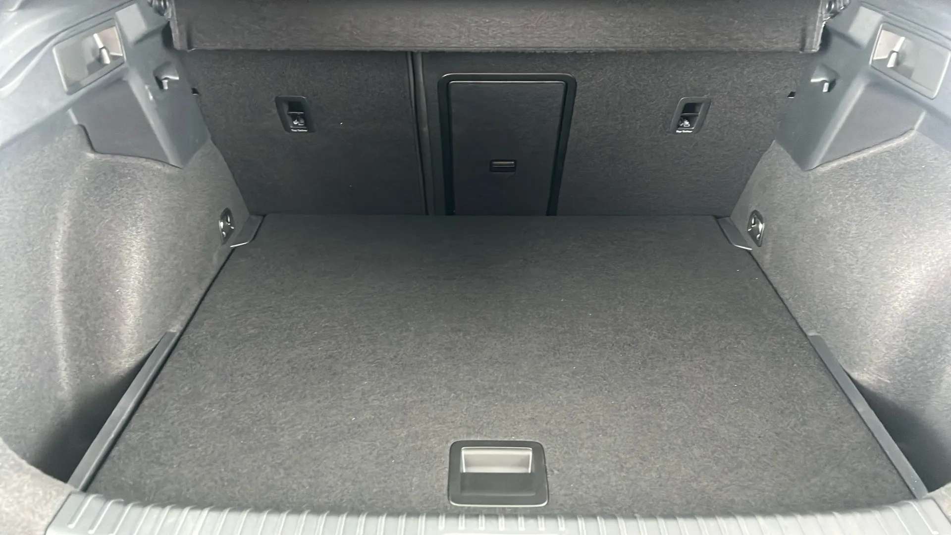 2025 CUPRA FORMENTOR 2025 CUPRA FORMENTOR