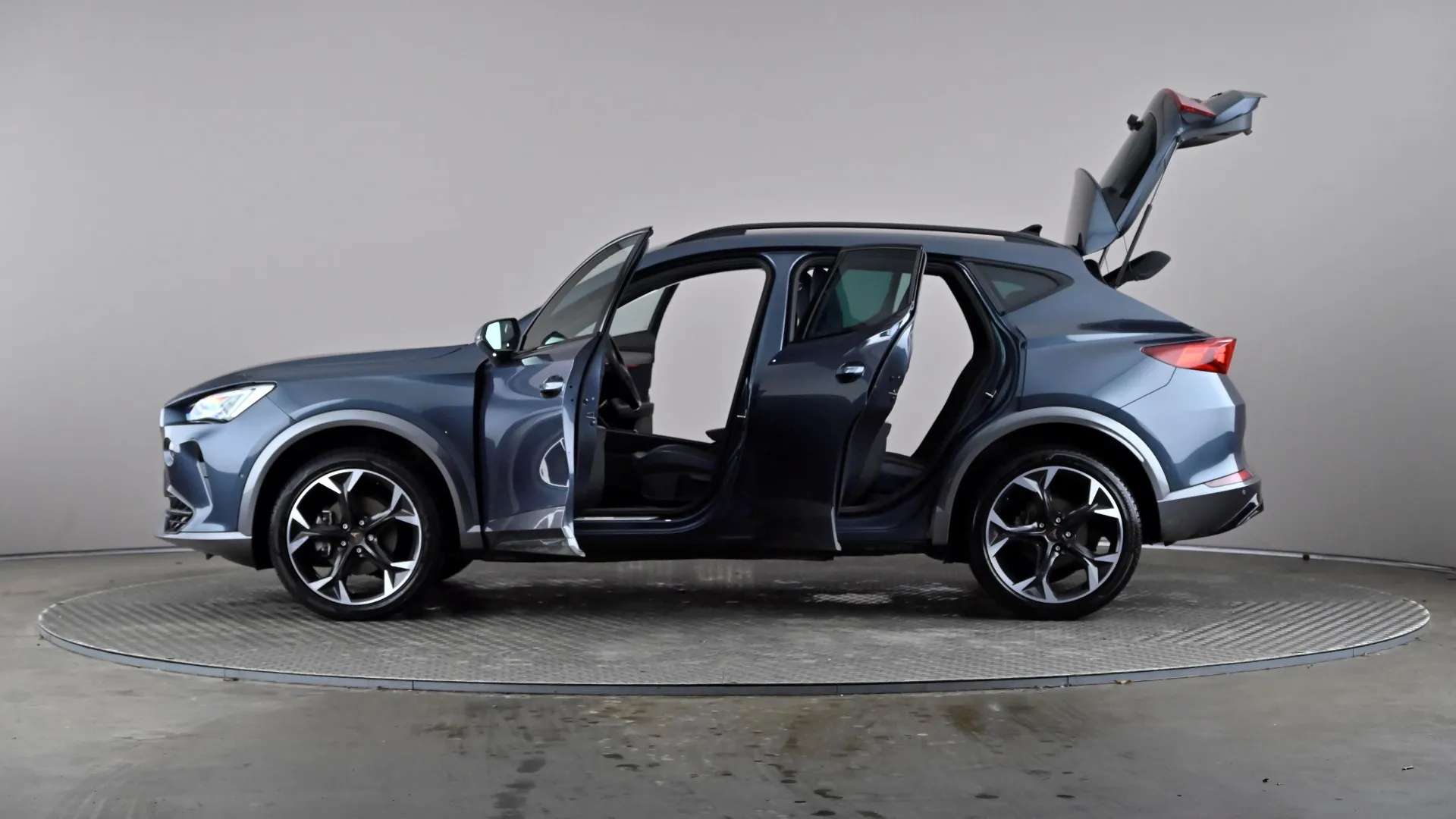 2024 CUPRA FORMENTOR 2024 CUPRA FORMENTOR