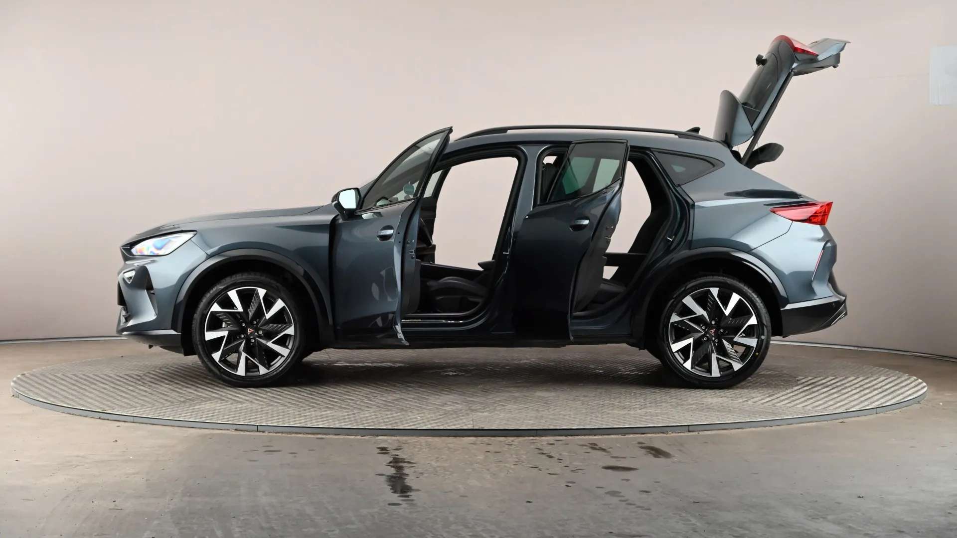 2025 CUPRA FORMENTOR 2025 CUPRA FORMENTOR