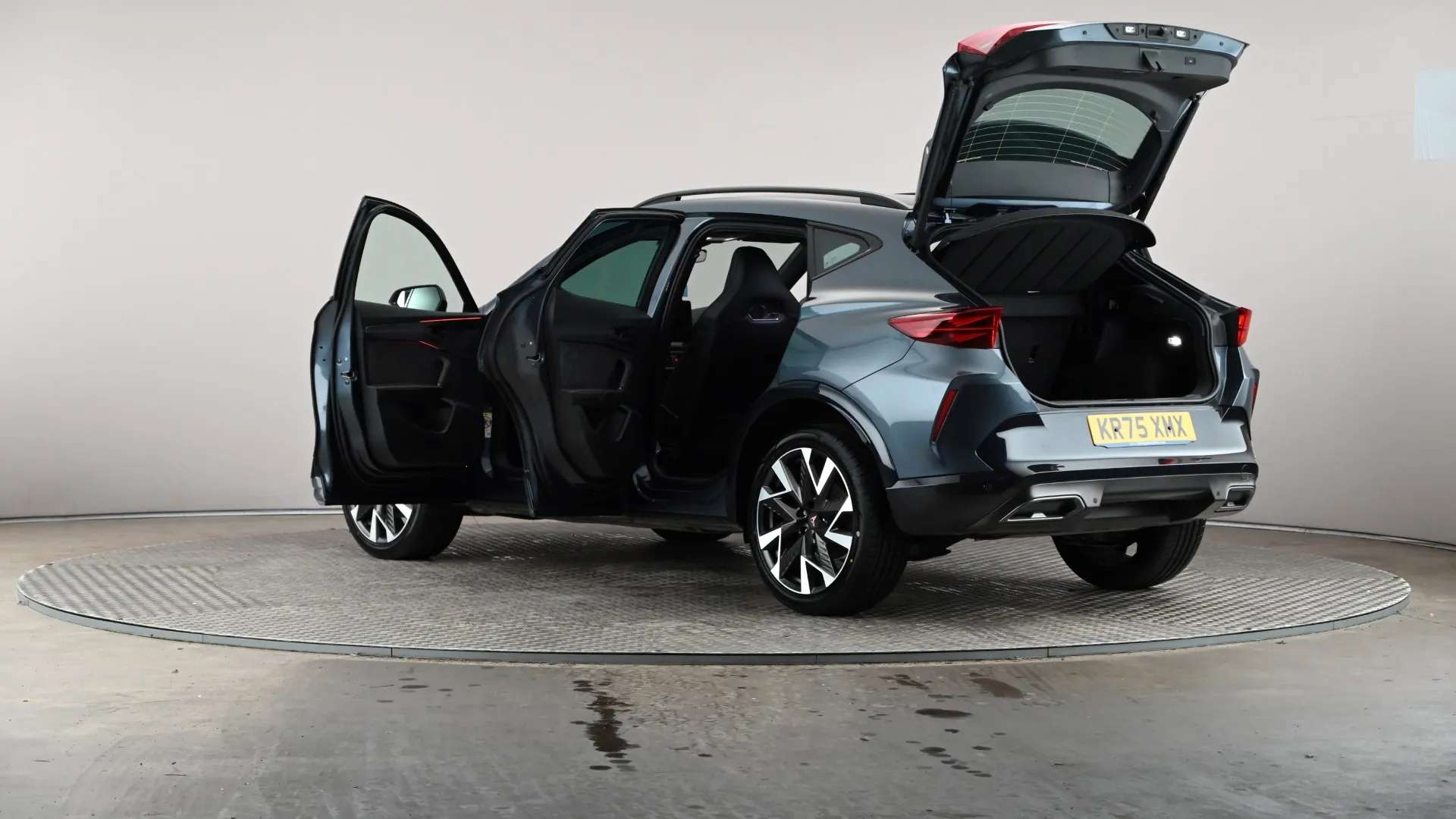 2025 CUPRA FORMENTOR 2025 CUPRA FORMENTOR
