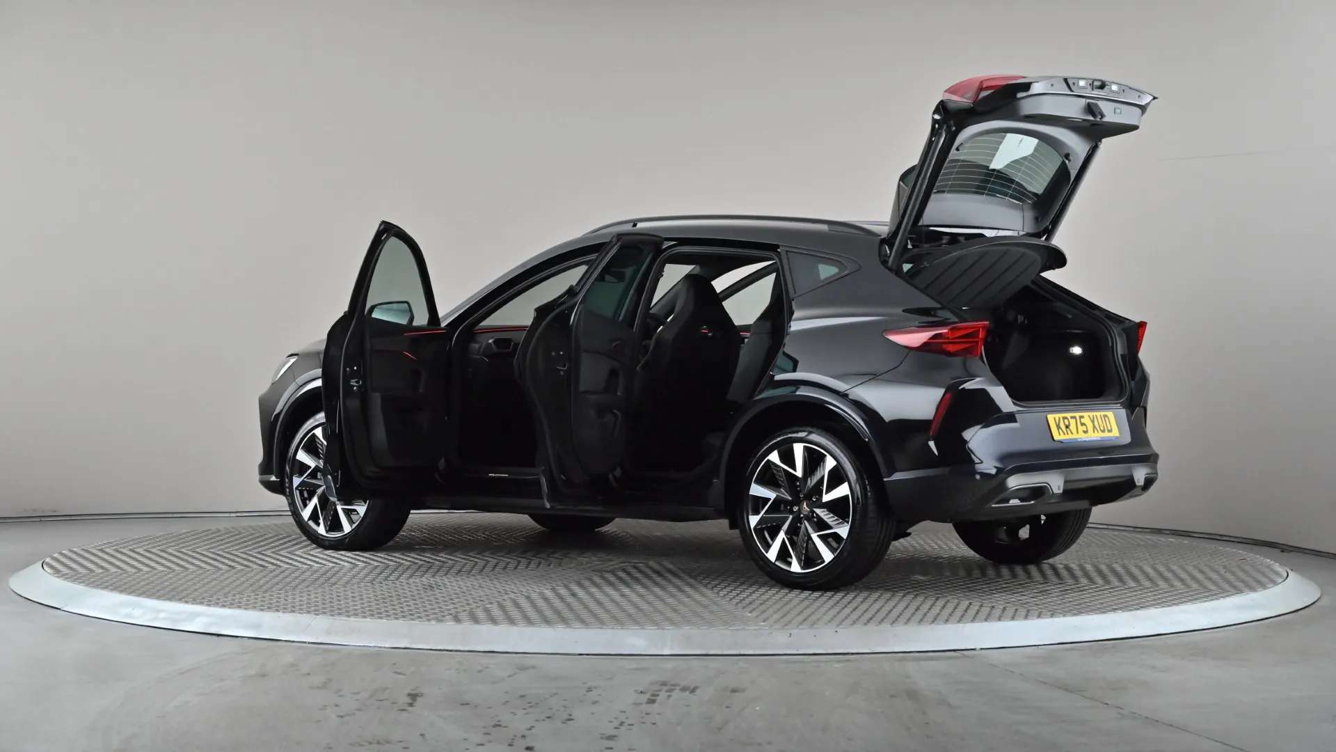 2025 CUPRA FORMENTOR 2025 CUPRA FORMENTOR