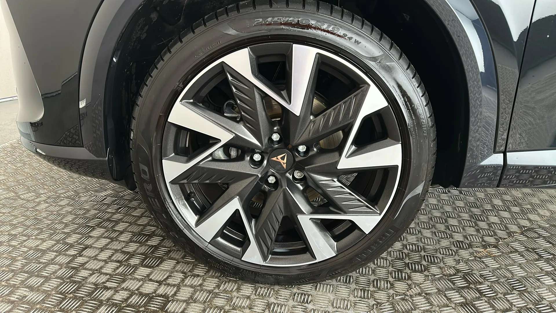 2025 CUPRA FORMENTOR 2025 CUPRA FORMENTOR