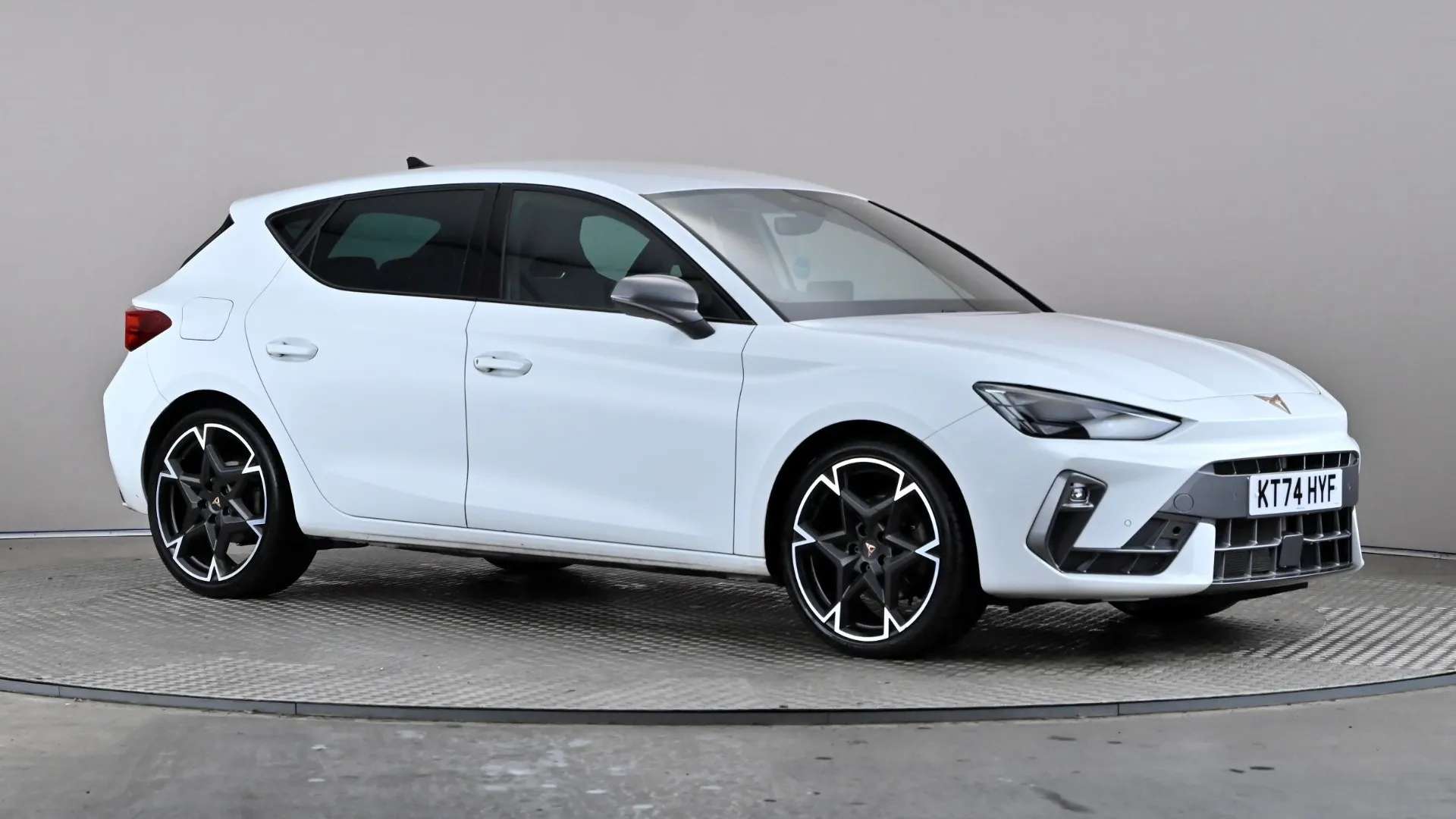 A 2024 CUPRA LEON 1.5 eTSI 150 V2 DSG A 2024 CUPRA LEON 1.5 eTSI 150 V2 DSG