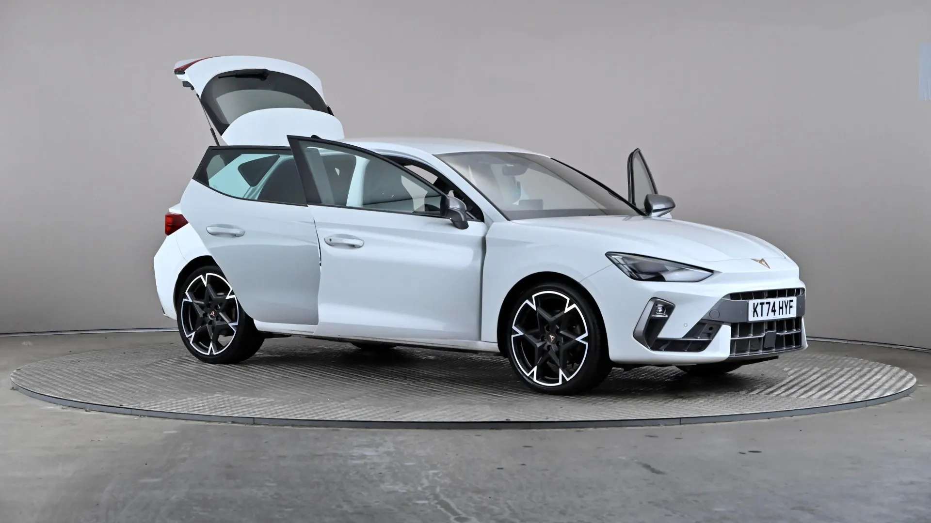 2024 CUPRA LEON 2024 CUPRA LEON