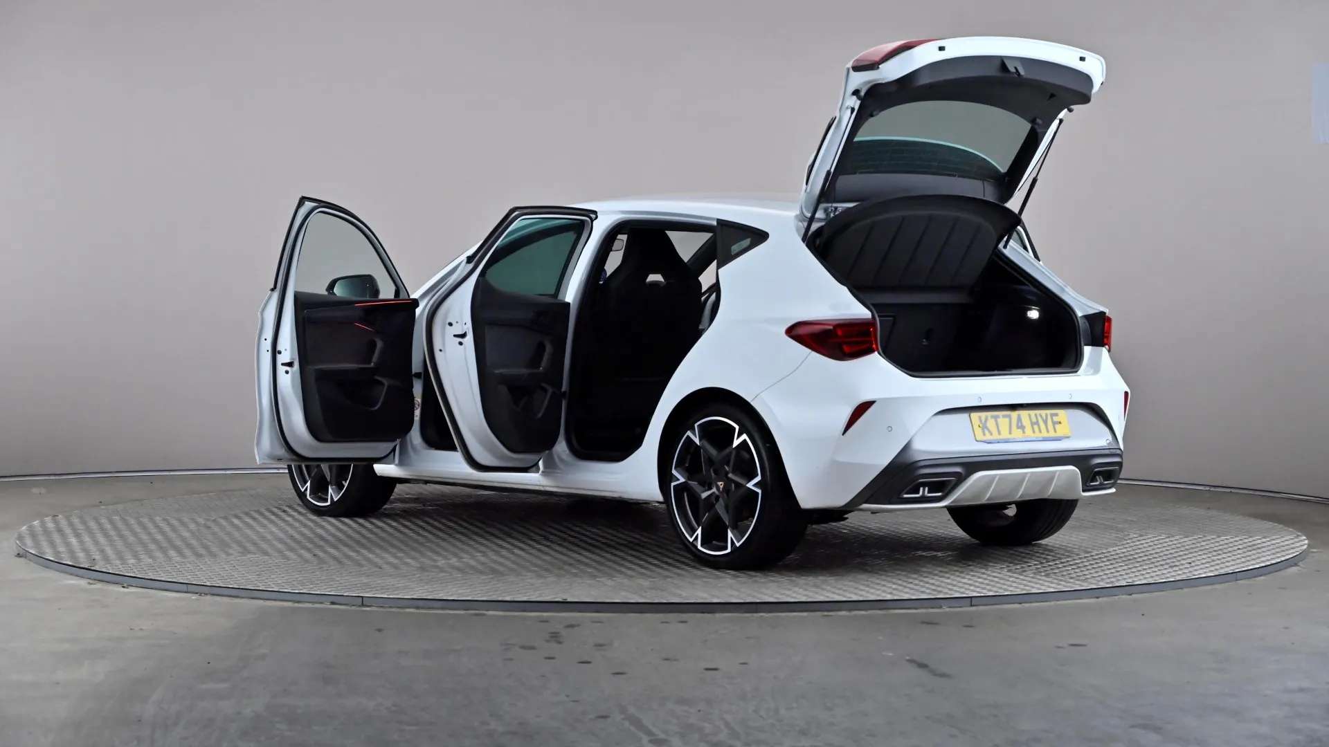 2024 CUPRA LEON 2024 CUPRA LEON