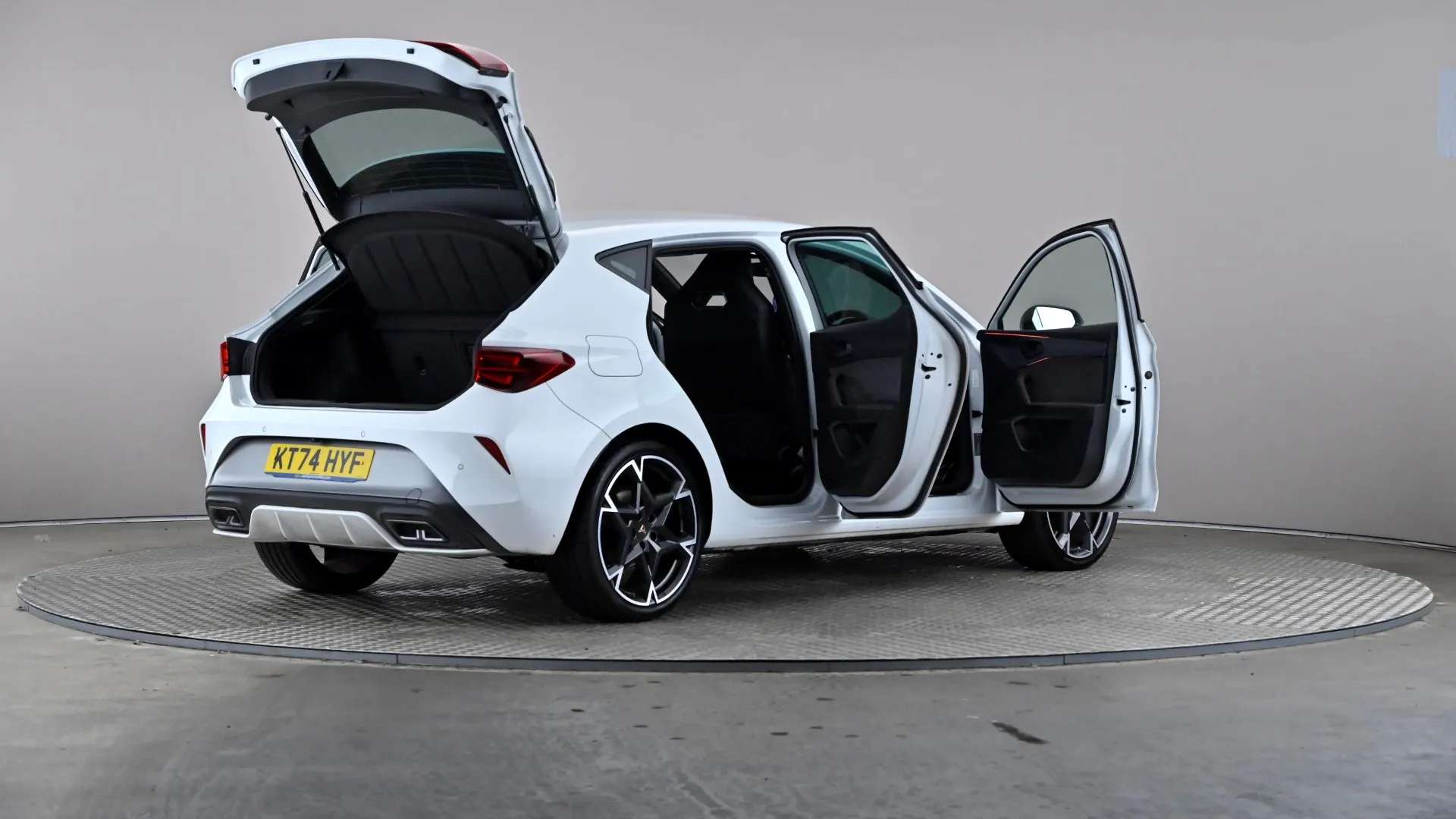 2024 CUPRA LEON 2024 CUPRA LEON