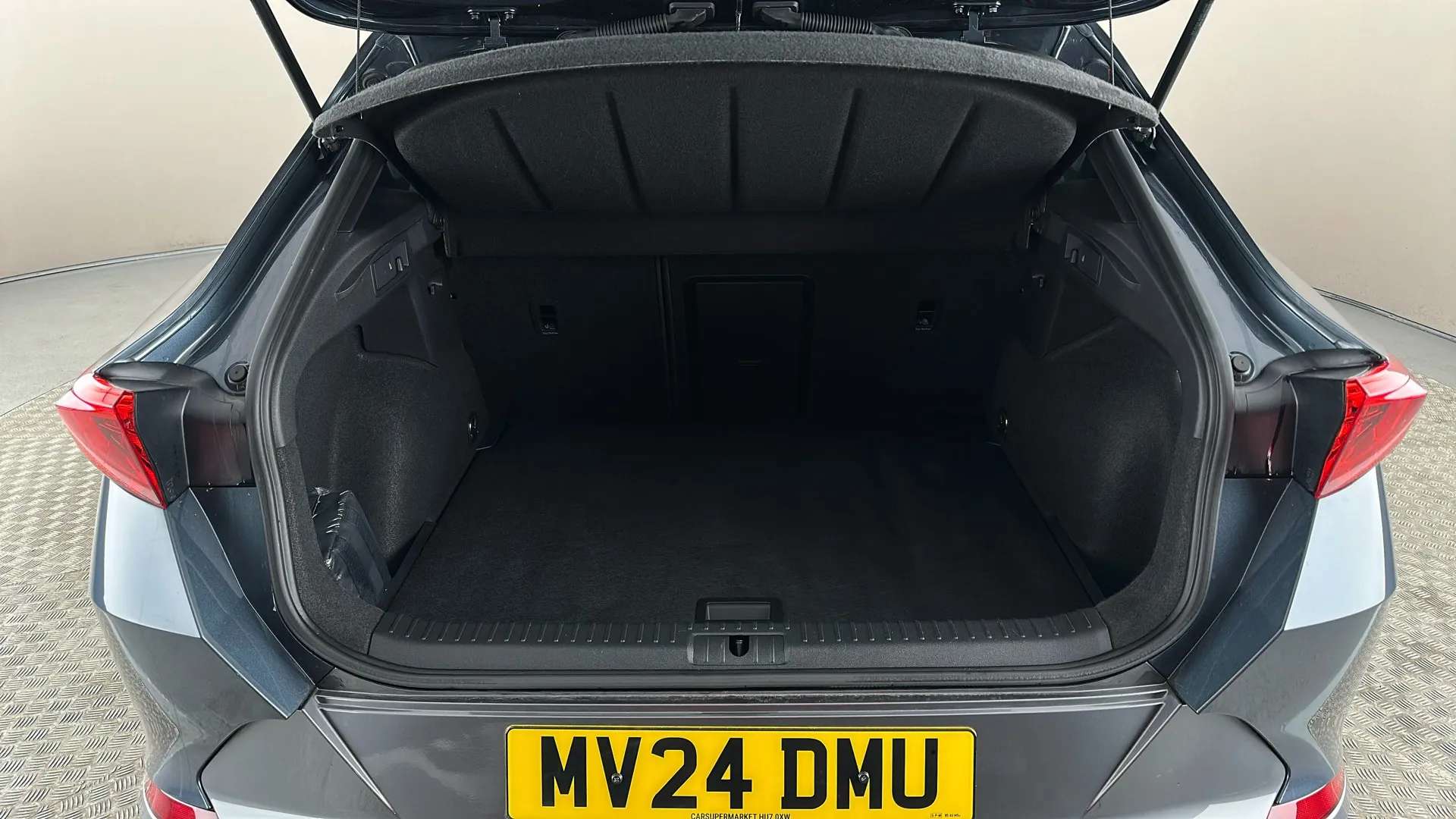 2024 CUPRA FORMENTOR 2024 CUPRA FORMENTOR