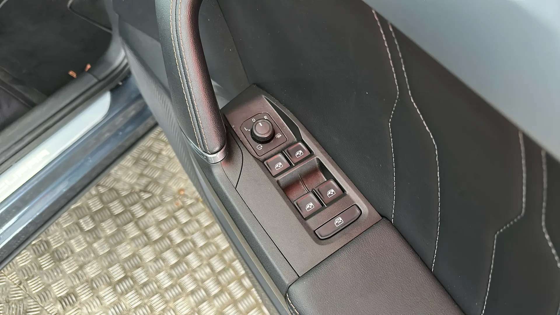 2024 CUPRA FORMENTOR 2024 CUPRA FORMENTOR