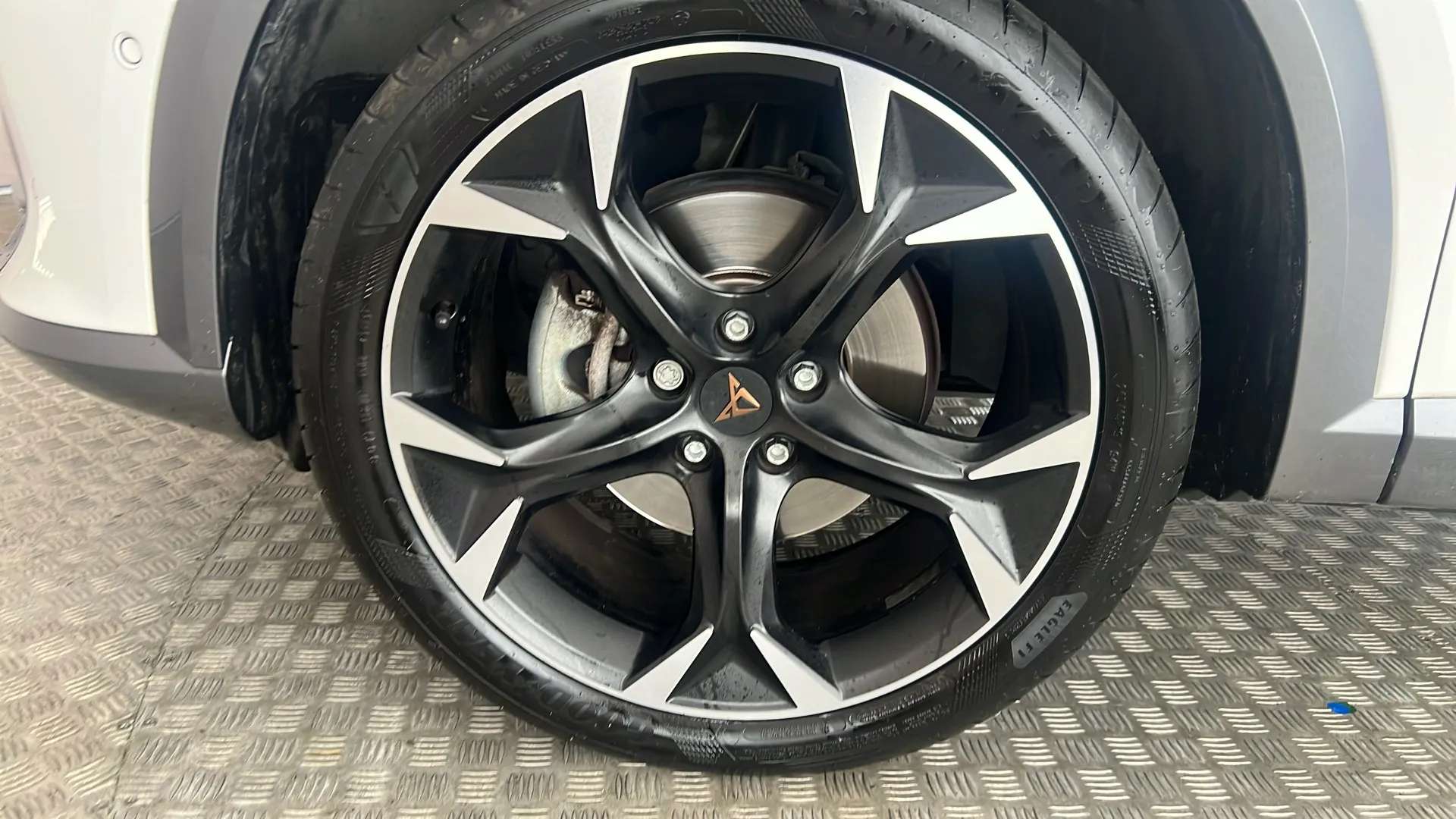 2024 CUPRA FORMENTOR 2024 CUPRA FORMENTOR