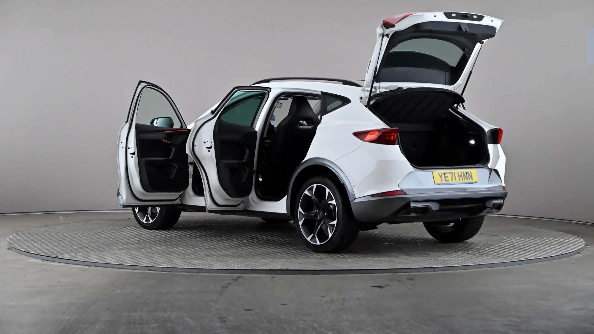 2021 CUPRA FORMENTOR 2021 CUPRA FORMENTOR